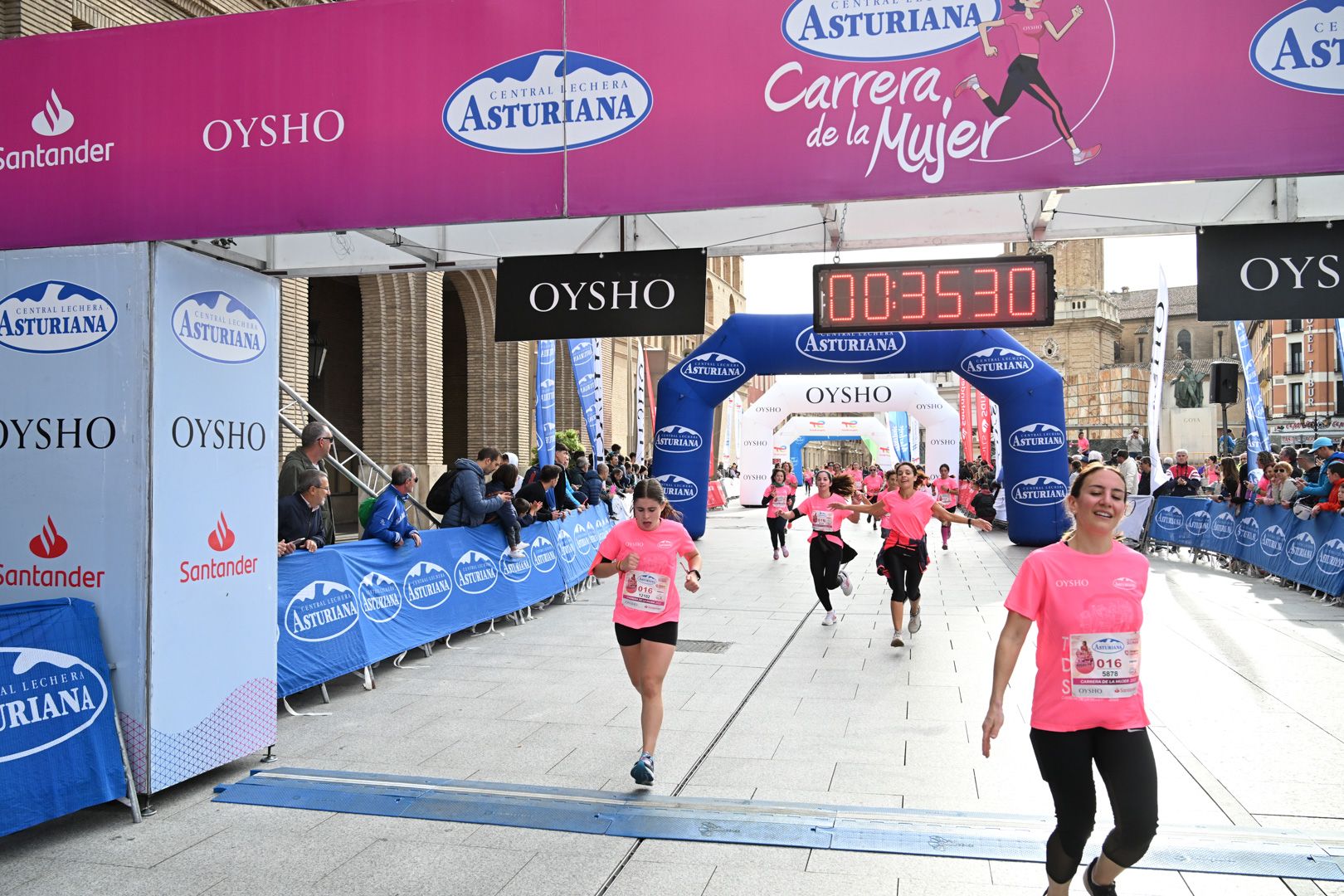 Todas las fotos de la Carrera de la Mujer de Zaragoza 2023. 4715