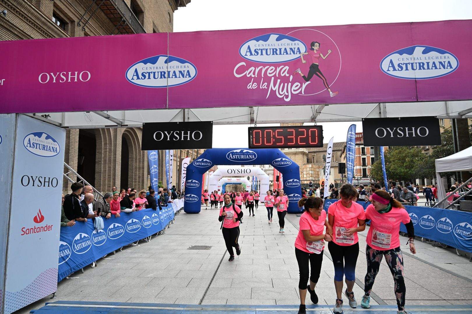 Todas las fotos de la Carrera de la Mujer de Zaragoza 2023. 5915