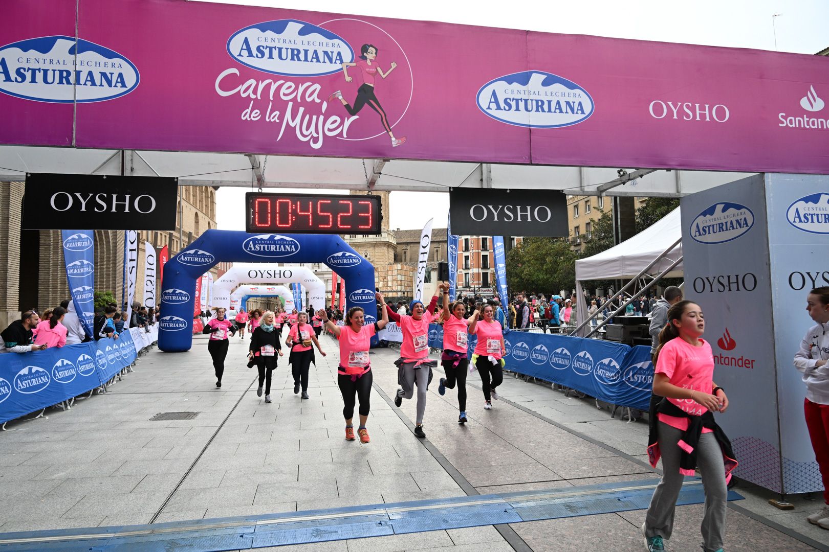Todas las fotos de la Carrera de la Mujer de Zaragoza 2023. 5431