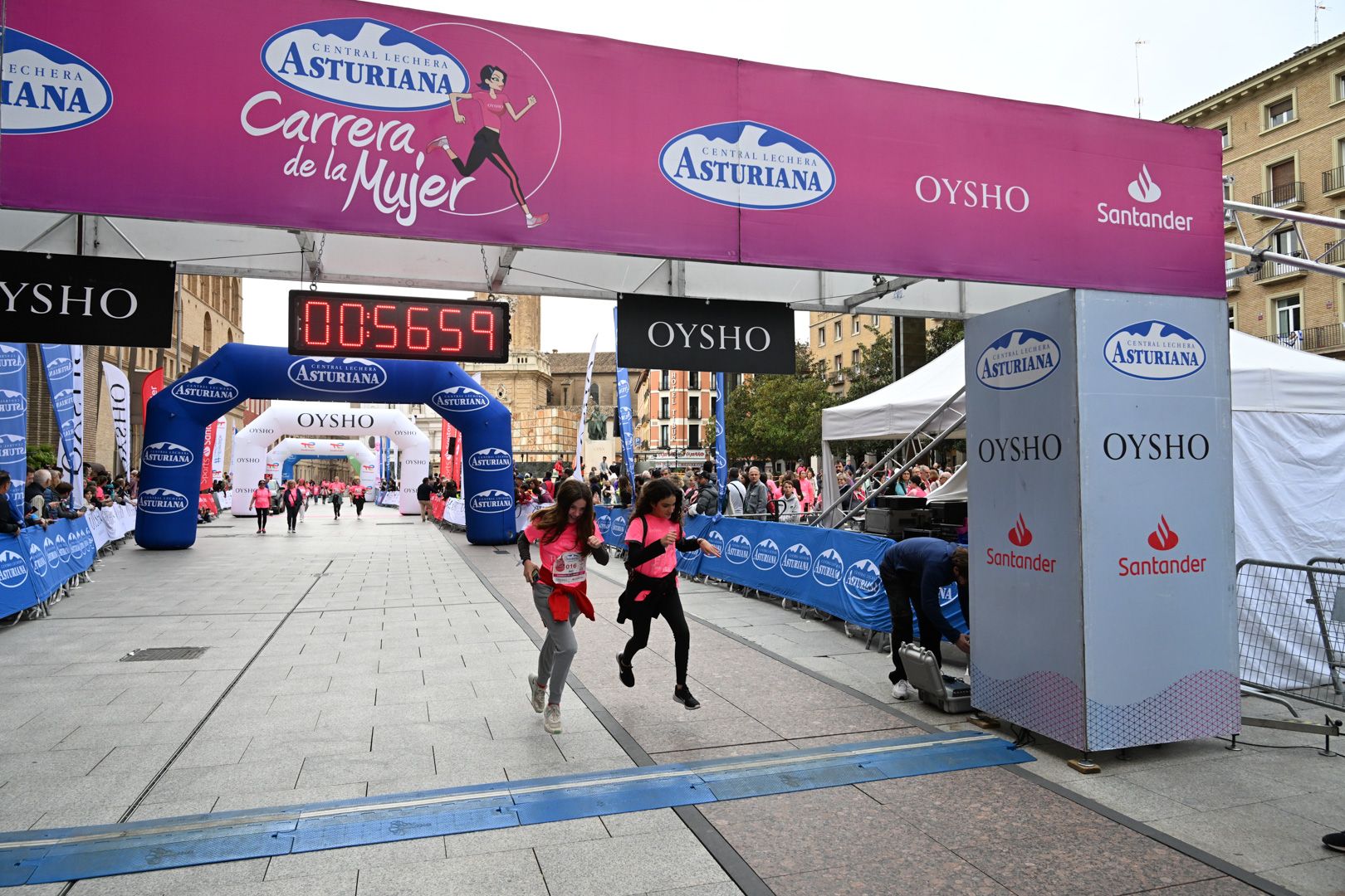 Todas las fotos de la Carrera de la Mujer de Zaragoza 2023. 6119