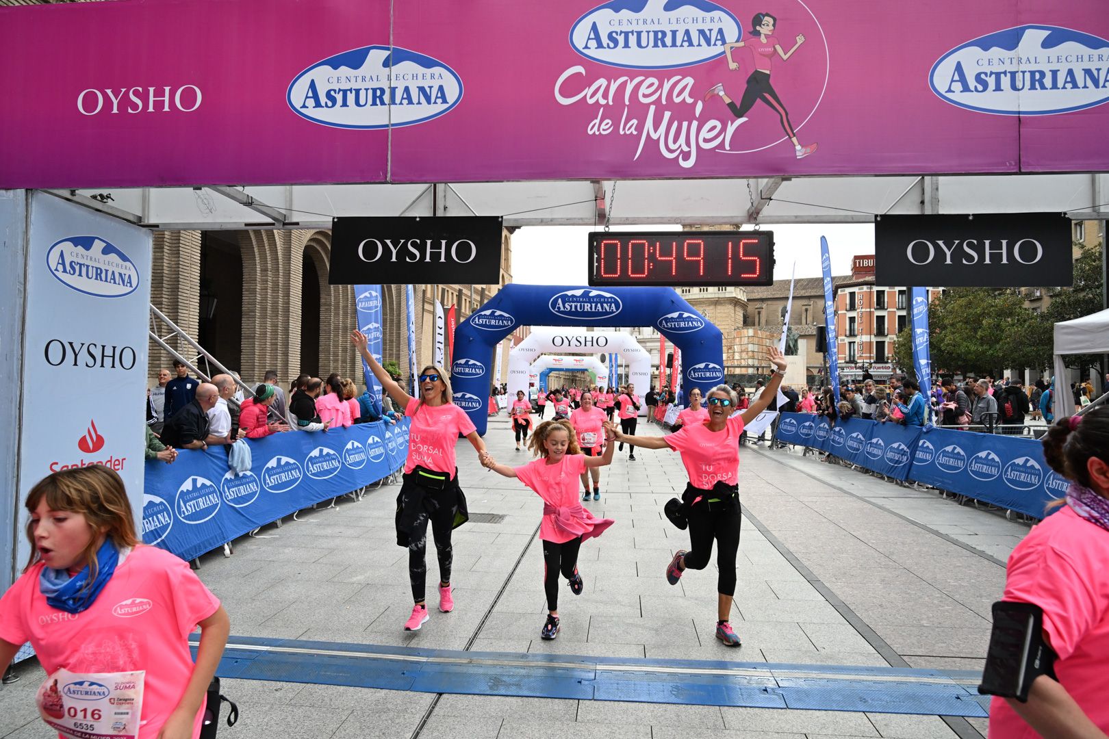 Todas las fotos de la Carrera de la Mujer de Zaragoza 2023. 5679