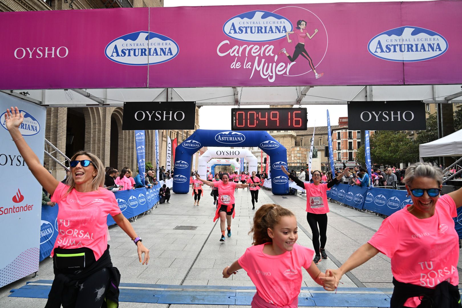Todas las fotos de la Carrera de la Mujer de Zaragoza 2023. 5680