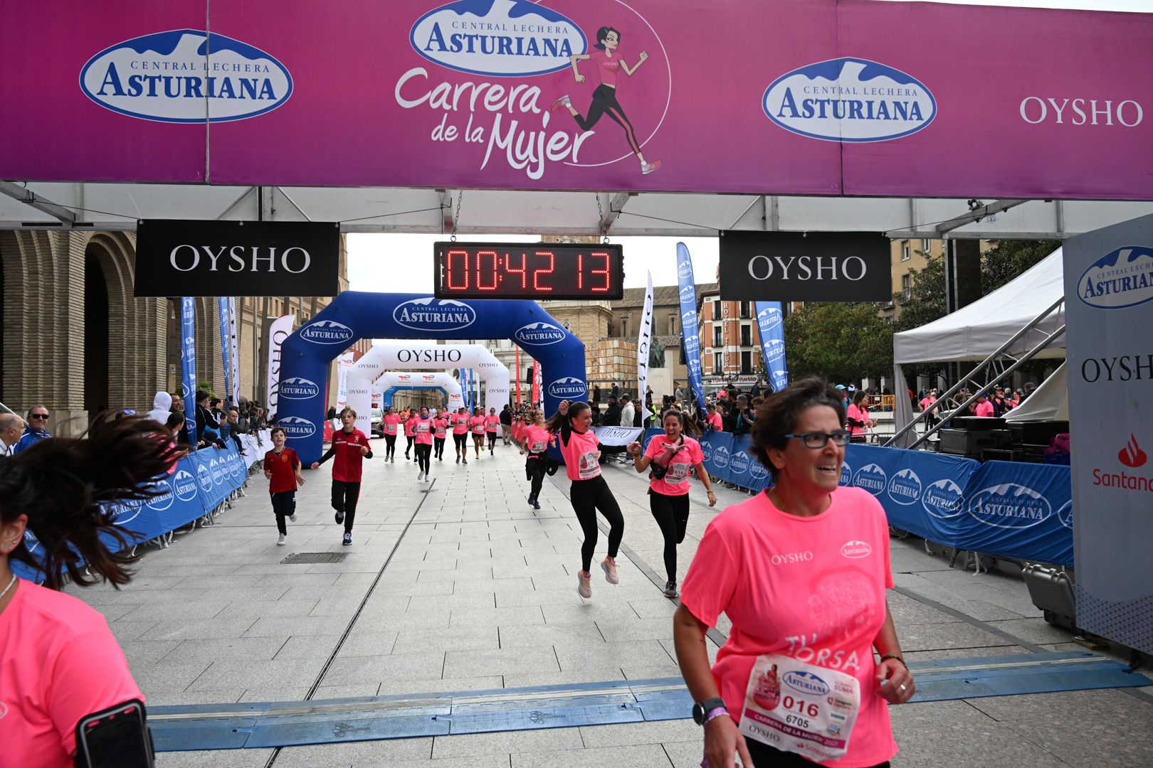 Todas las fotos de la Carrera de la Mujer de Zaragoza 2023. 5206