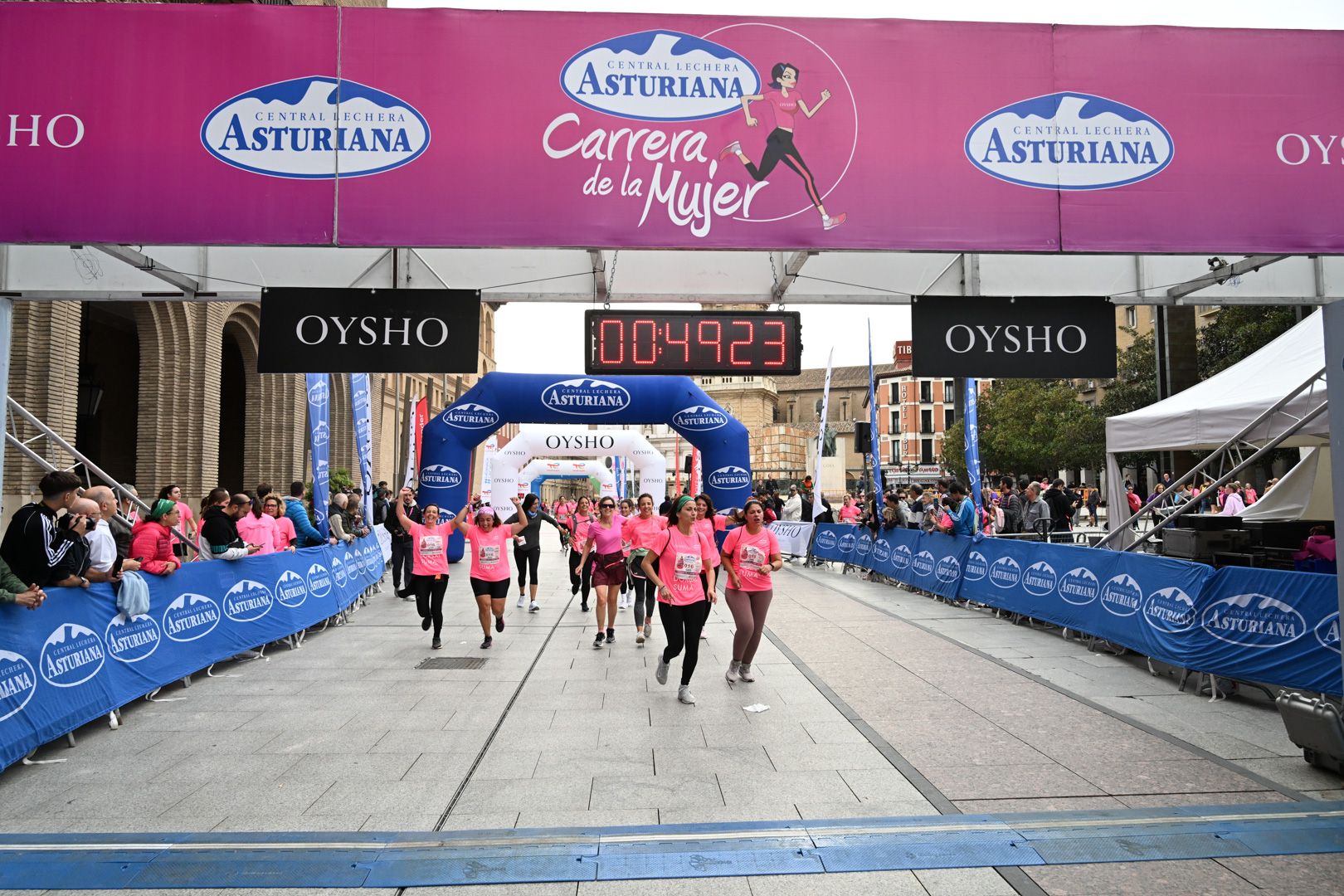 Todas las fotos de la Carrera de la Mujer de Zaragoza 2023. 5685