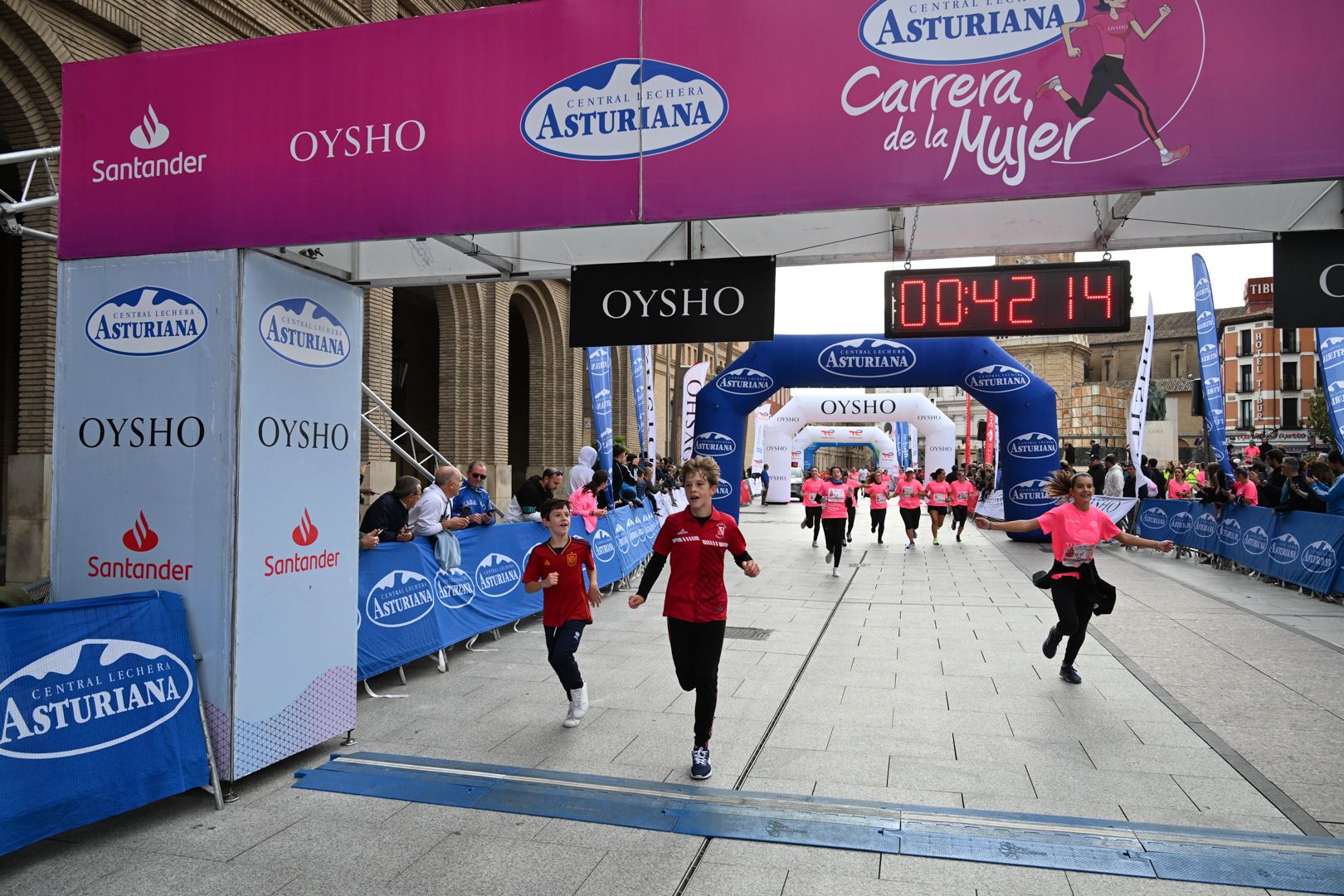 Todas las fotos de la Carrera de la Mujer de Zaragoza 2023. 5208