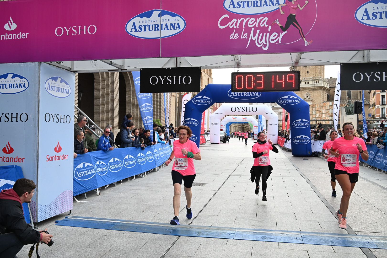 Todas las fotos de la Carrera de la Mujer de Zaragoza 2023. 4508