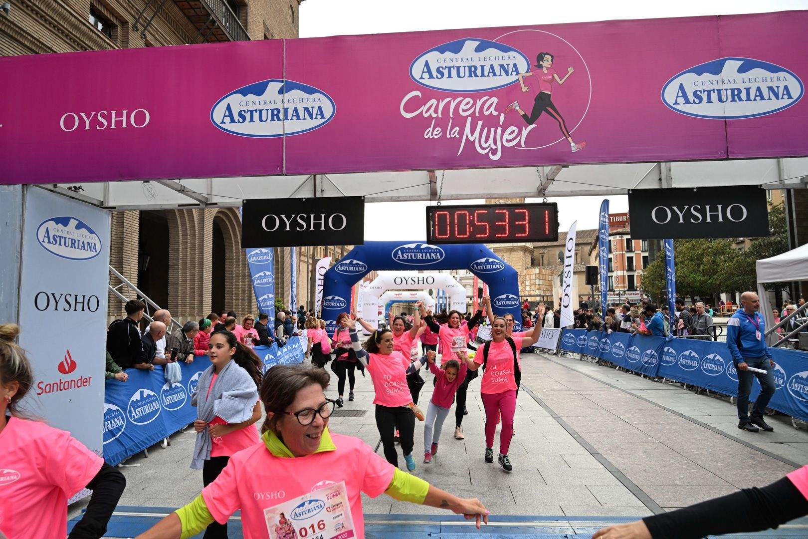 Todas las fotos de la Carrera de la Mujer de Zaragoza 2023. 5930
