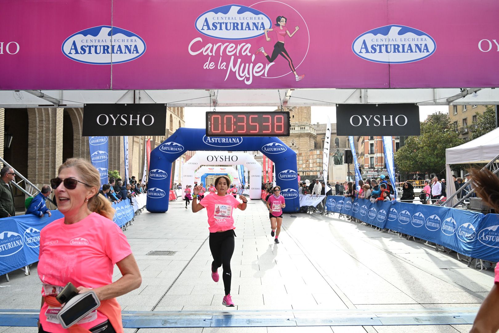 Todas las fotos de la Carrera de la Mujer de Zaragoza 2023. 4731