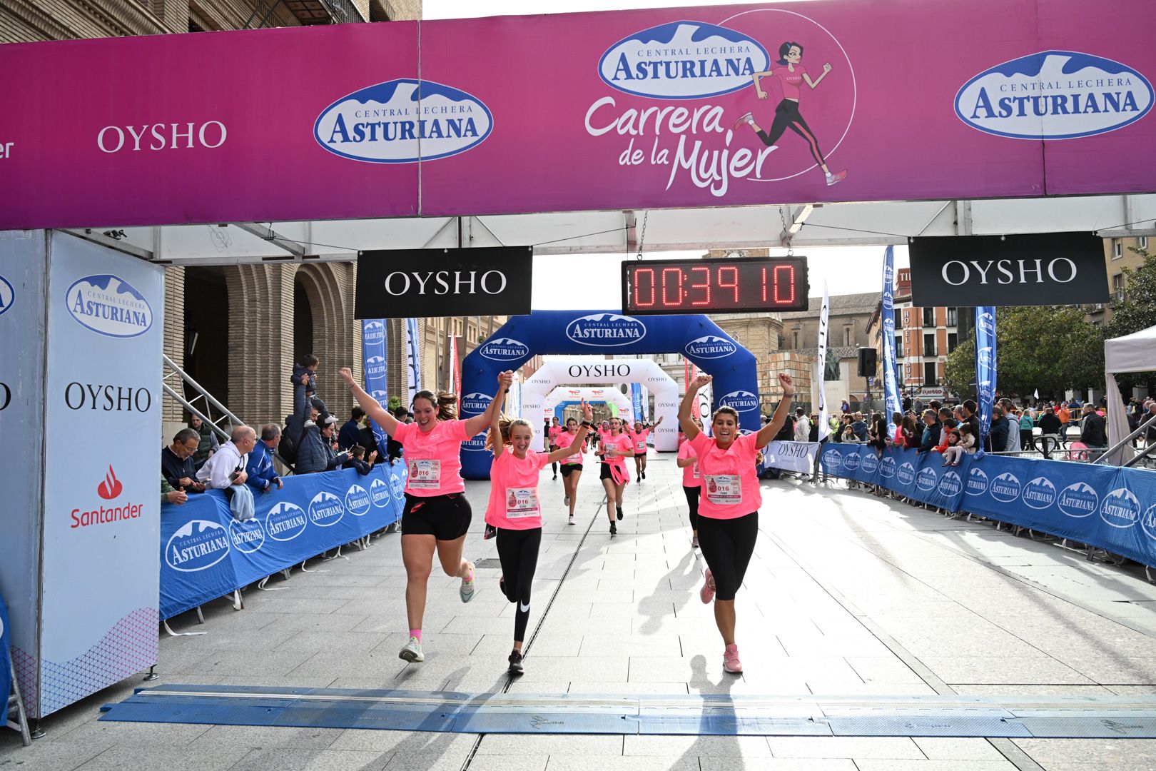 Todas las fotos de la Carrera de la Mujer de Zaragoza 2023. 4974
