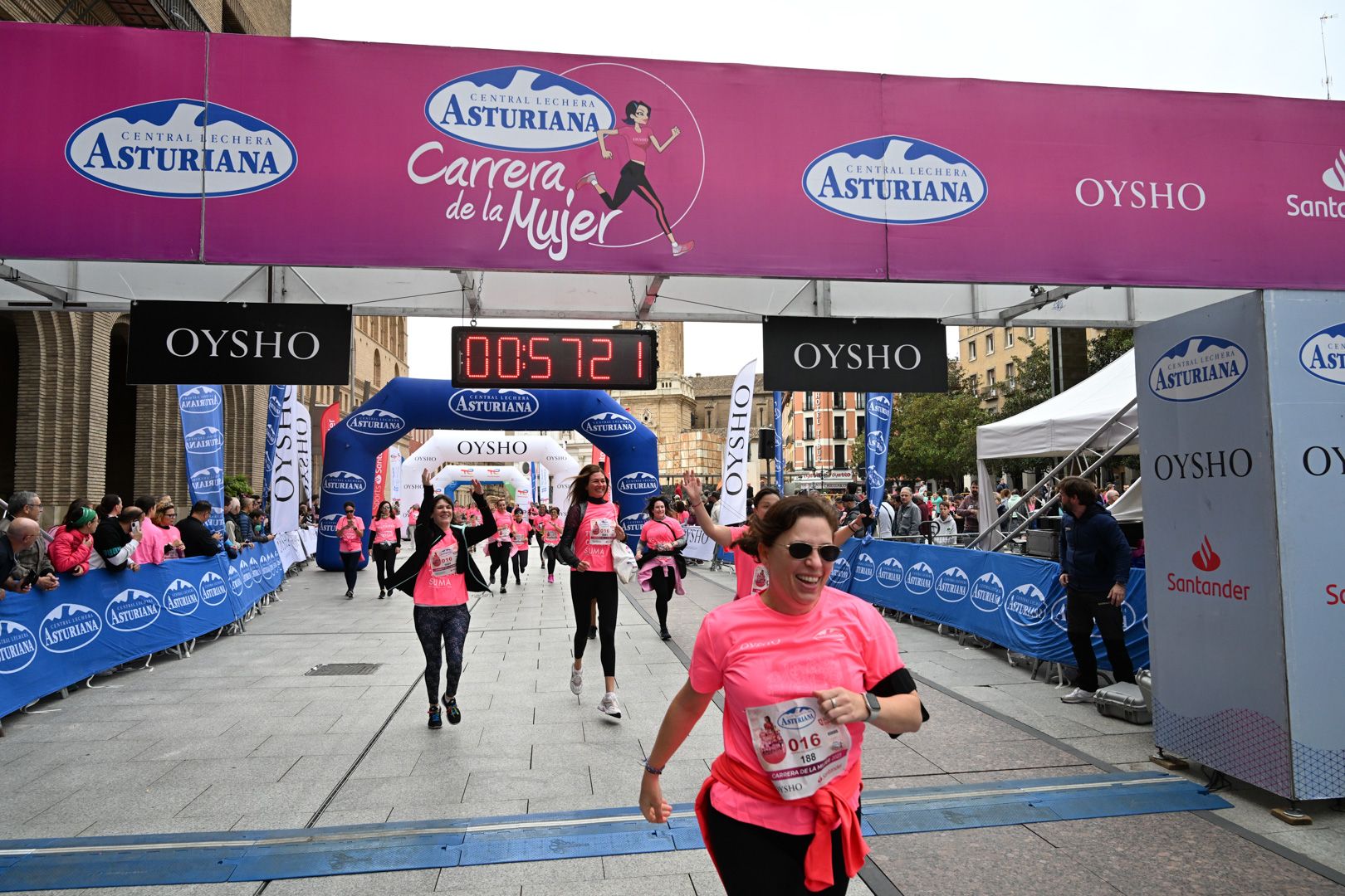 Todas las fotos de la Carrera de la Mujer de Zaragoza 2023. 6133