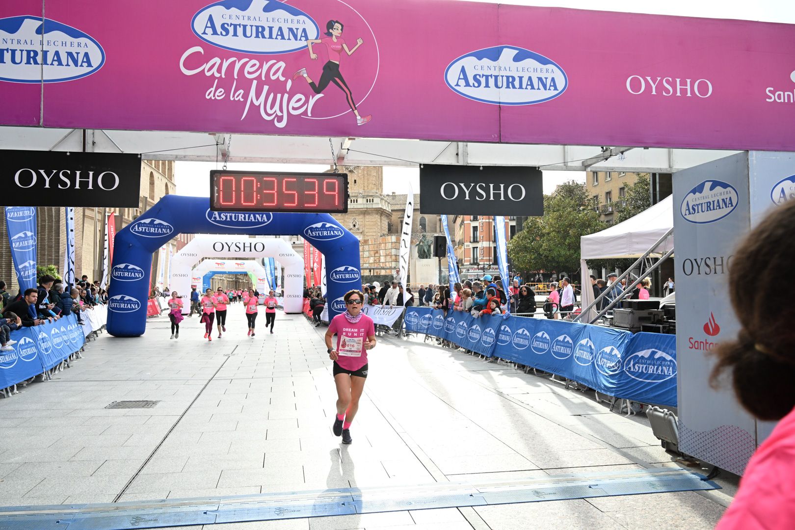 Todas las fotos de la Carrera de la Mujer de Zaragoza 2023. 4733