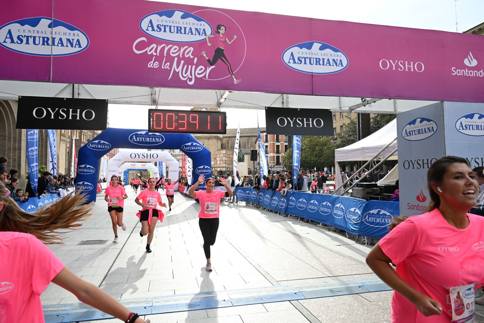 Todas las fotos de la Carrera de la Mujer de Zaragoza 2023. 4976