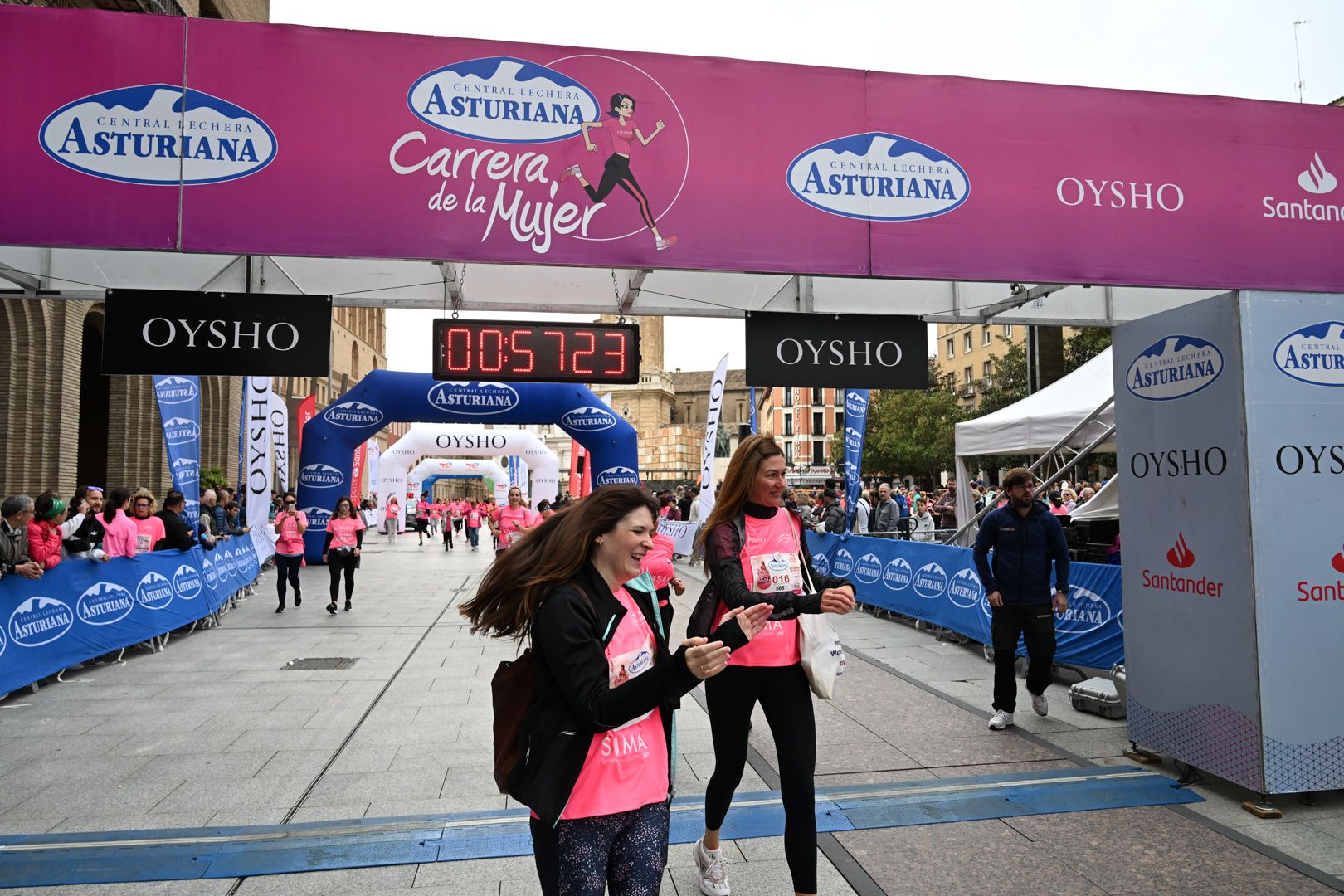 Todas las fotos de la Carrera de la Mujer de Zaragoza 2023. 6136