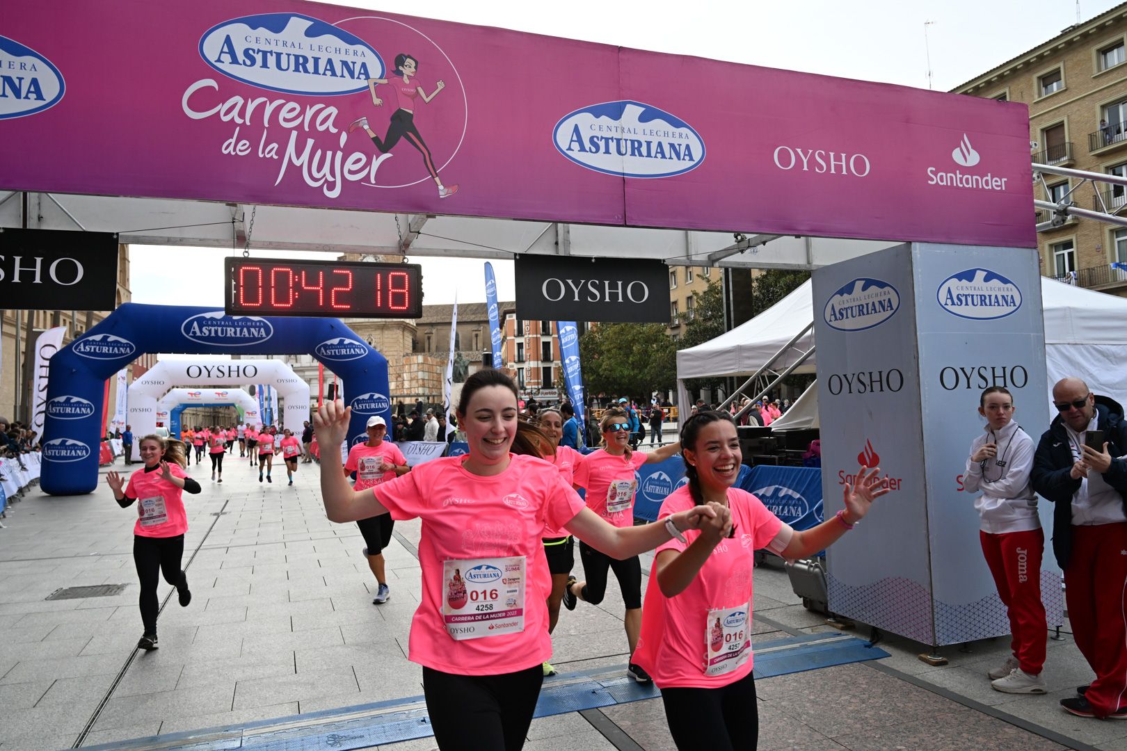 Todas las fotos de la Carrera de la Mujer de Zaragoza 2023. 5215