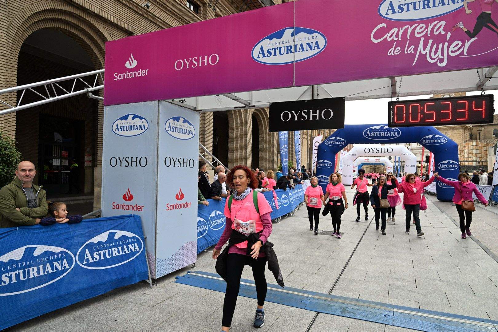 Todas las fotos de la Carrera de la Mujer de Zaragoza 2023. 5937