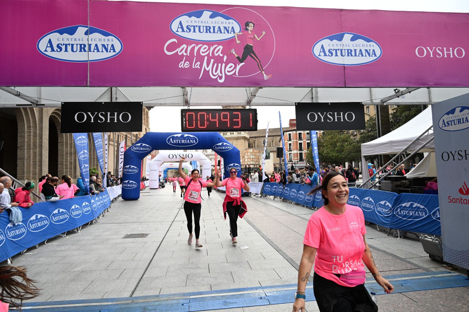 Todas las fotos de la Carrera de la Mujer de Zaragoza 2023. 5696