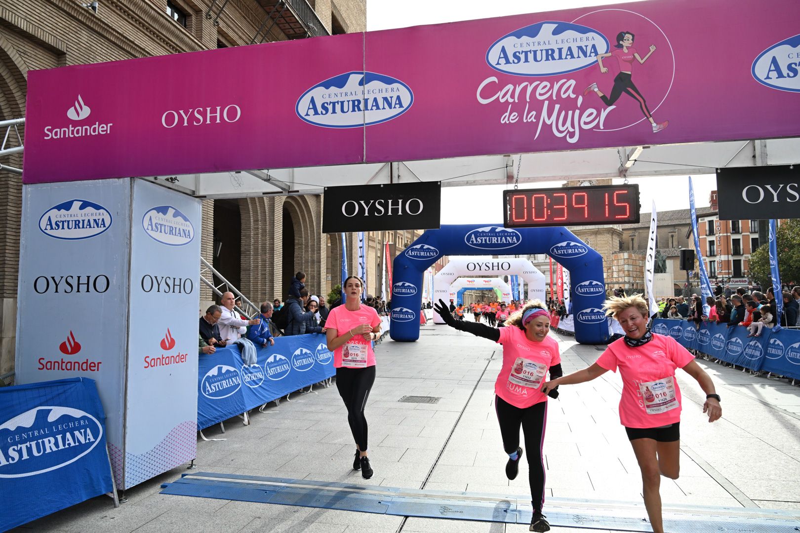 Todas las fotos de la Carrera de la Mujer de Zaragoza 2023. 4981