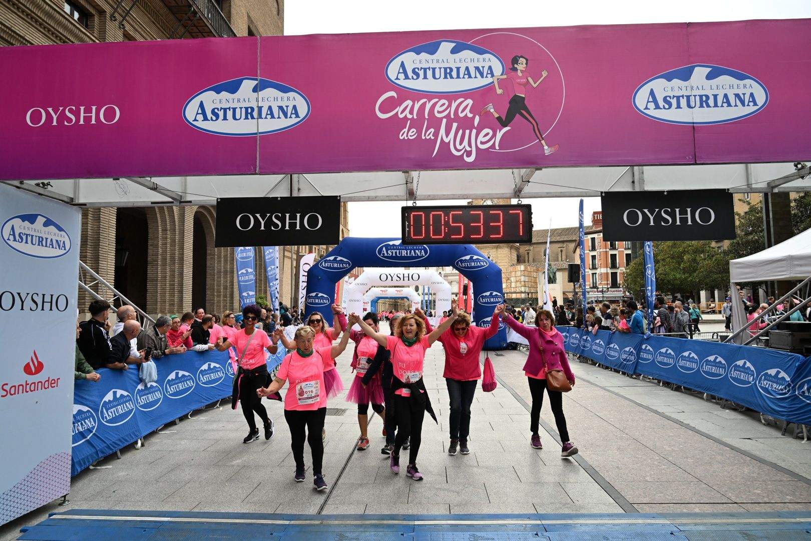 Todas las fotos de la Carrera de la Mujer de Zaragoza 2023. 5939