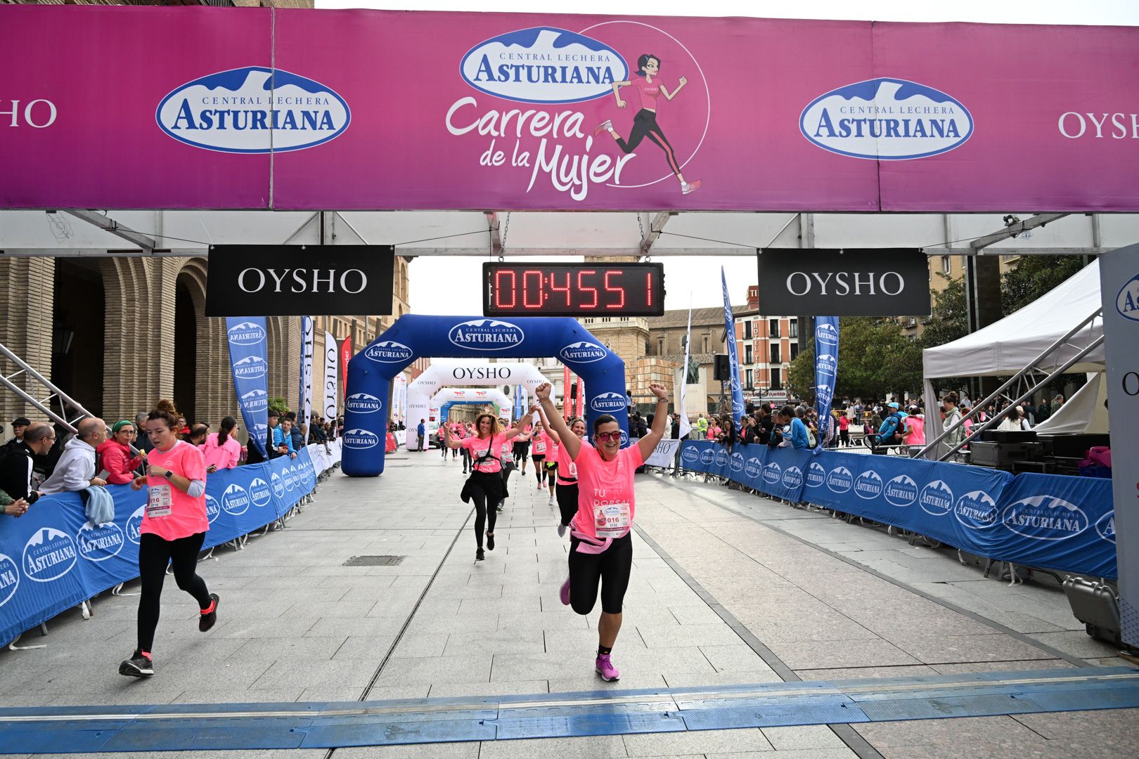 Todas las fotos de la Carrera de la Mujer de Zaragoza 2023. 5456