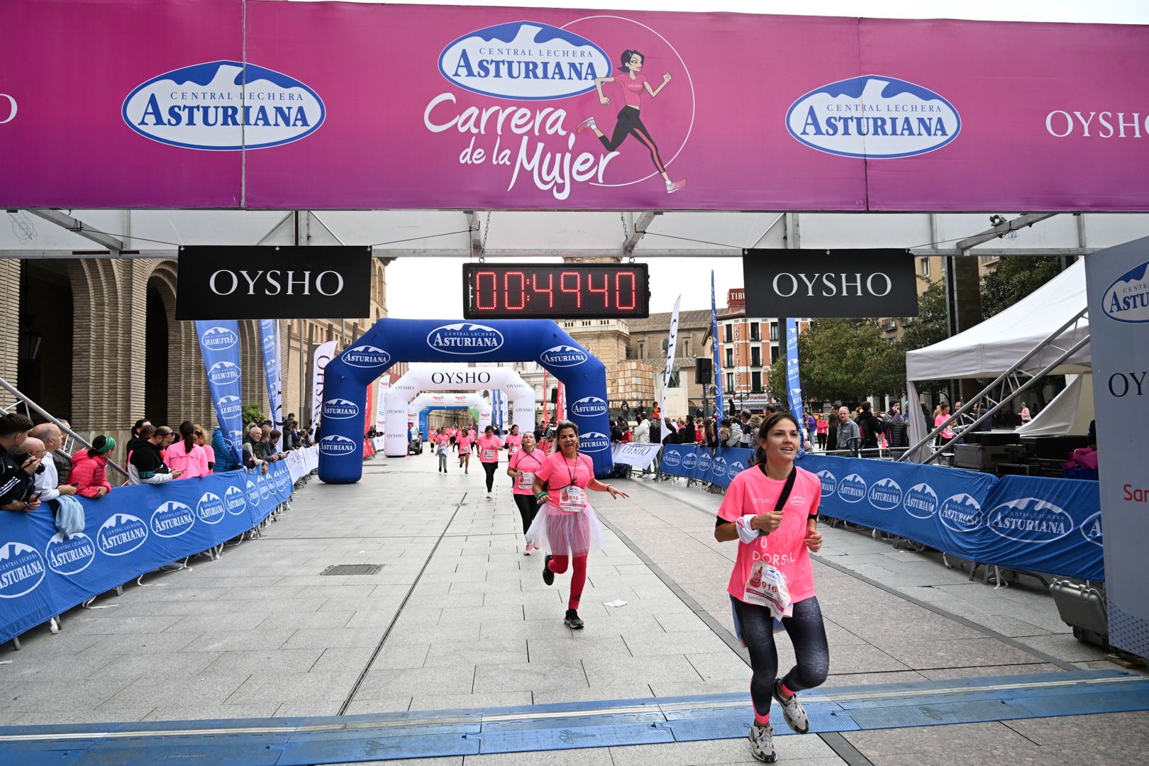 Todas las fotos de la Carrera de la Mujer de Zaragoza 2023. 5703
