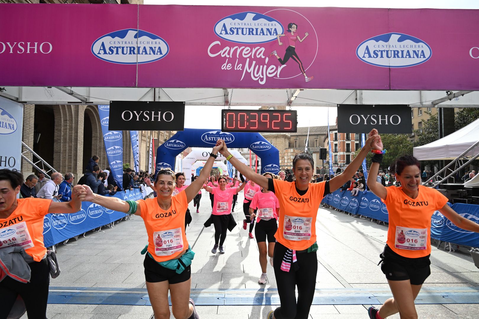Todas las fotos de la Carrera de la Mujer de Zaragoza 2023. 4987