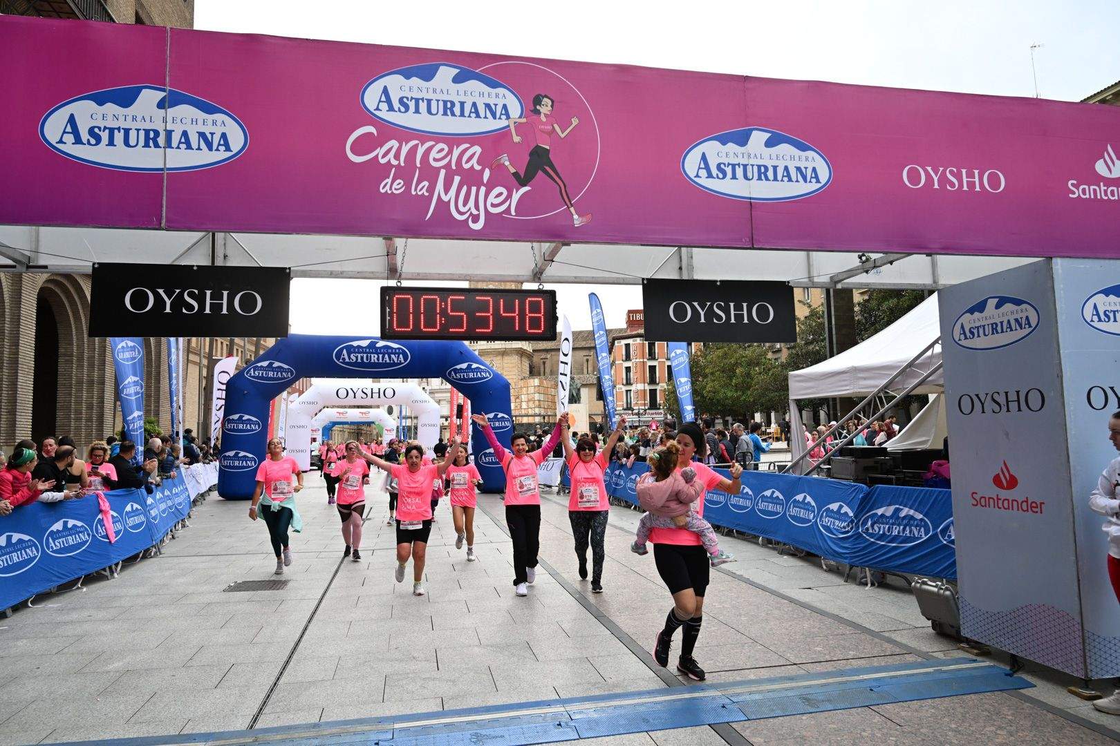 Todas las fotos de la Carrera de la Mujer de Zaragoza 2023. 5946