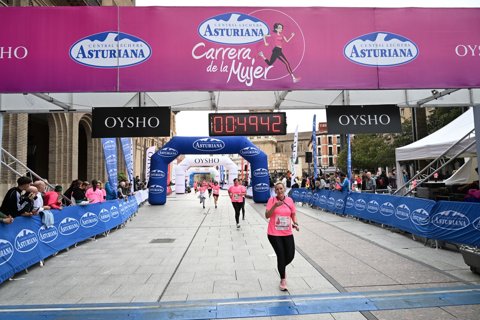 Todas las fotos de la Carrera de la Mujer de Zaragoza 2023. 5705