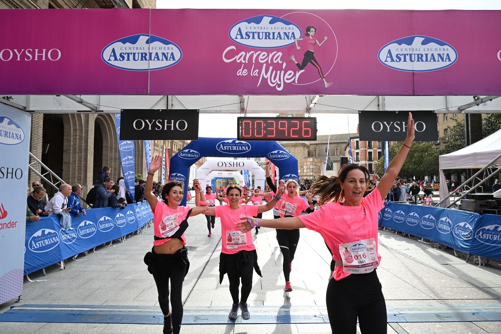 Todas las fotos de la Carrera de la Mujer de Zaragoza 2023. 4990
