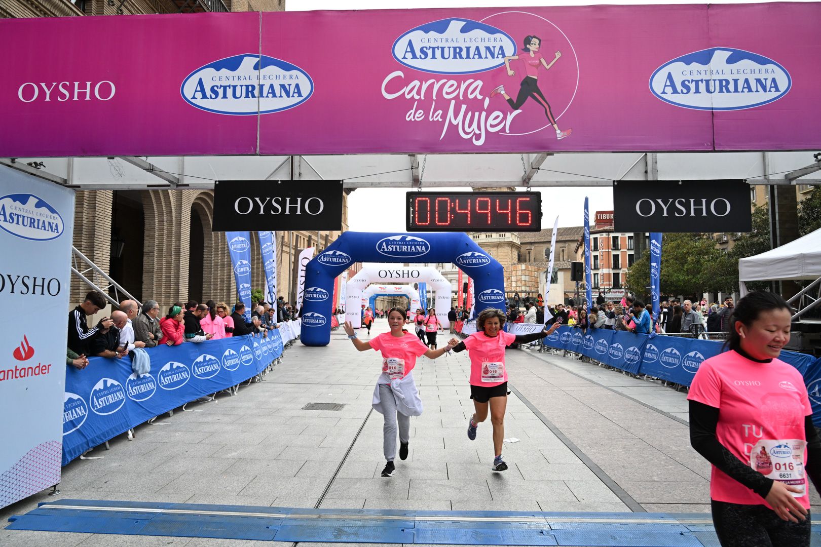 Todas las fotos de la Carrera de la Mujer de Zaragoza 2023. 5708