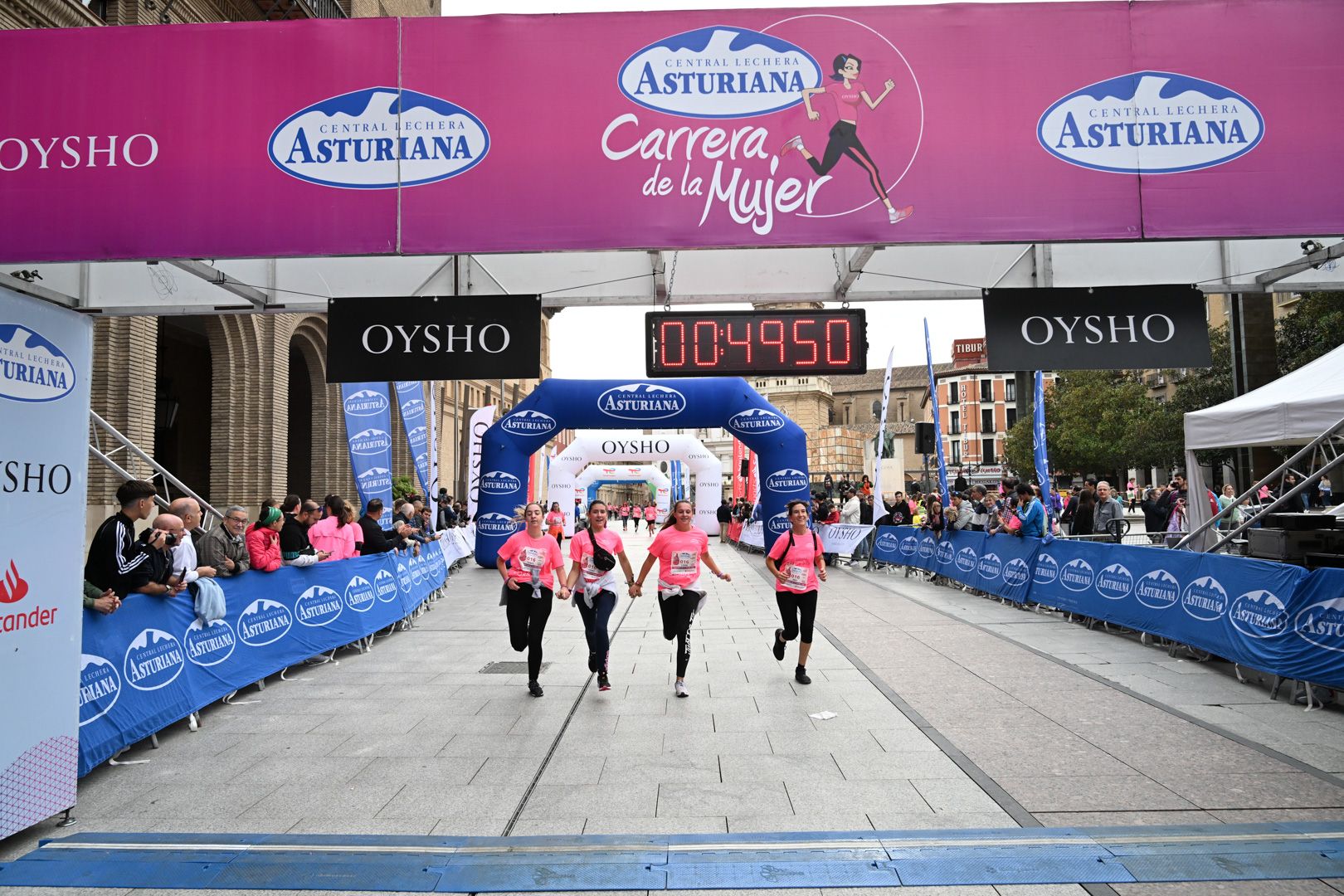 Todas las fotos de la Carrera de la Mujer de Zaragoza 2023. 5709