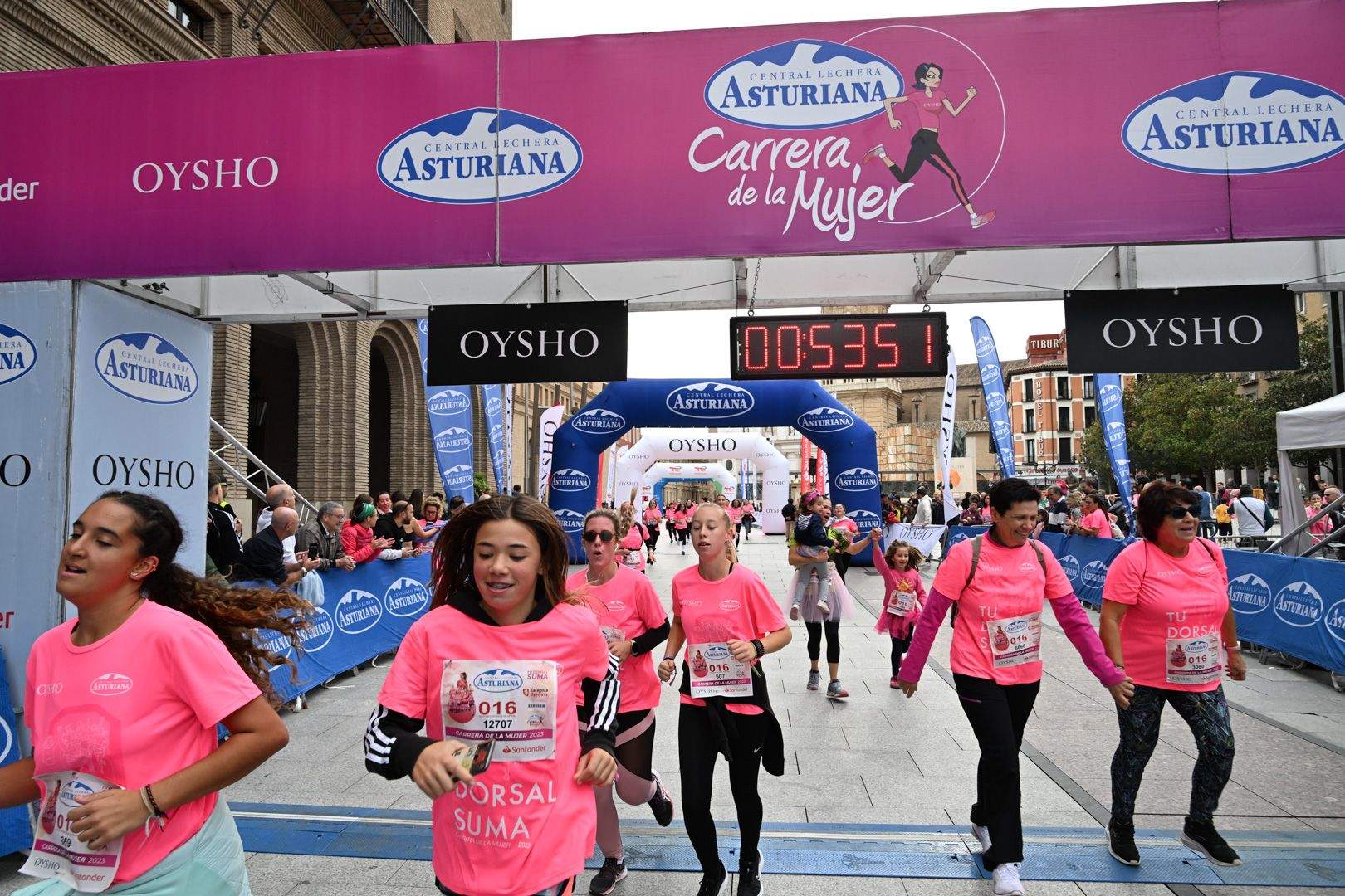 Todas las fotos de la Carrera de la Mujer de Zaragoza 2023. 5951