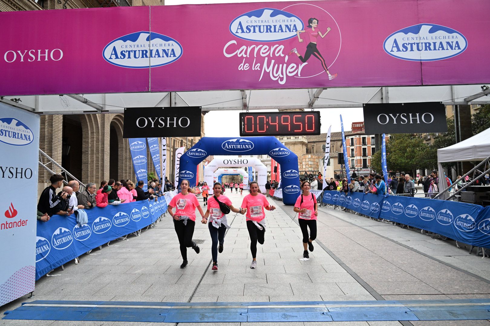 Todas las fotos de la Carrera de la Mujer de Zaragoza 2023. 5710