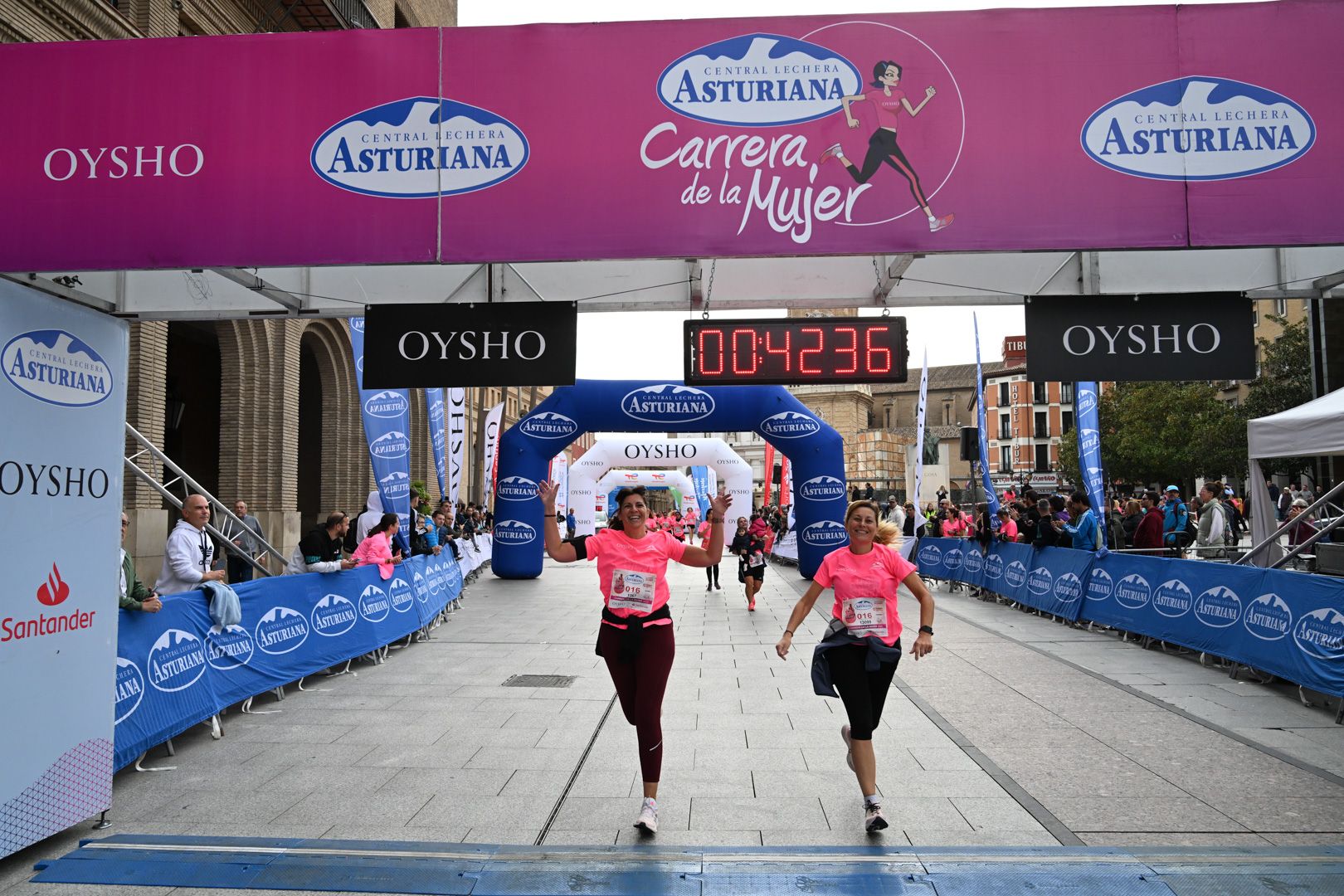 Todas las fotos de la Carrera de la Mujer de Zaragoza 2023. 5232