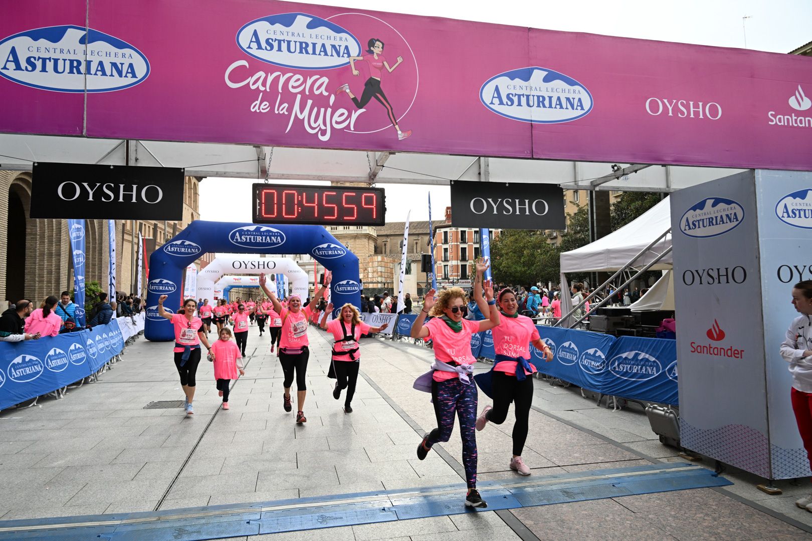 Todas las fotos de la Carrera de la Mujer de Zaragoza 2023. 5468