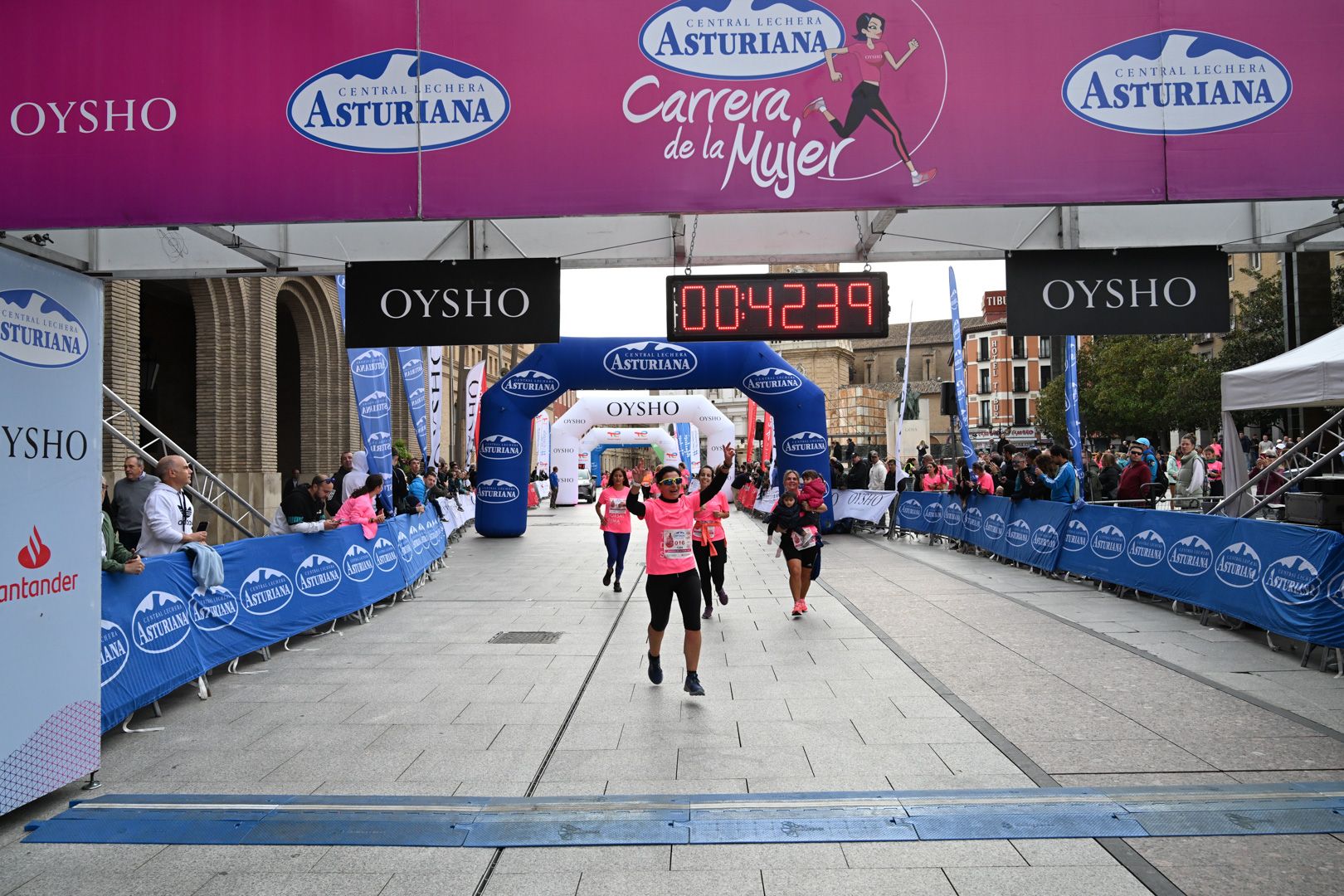 Todas las fotos de la Carrera de la Mujer de Zaragoza 2023. 5233