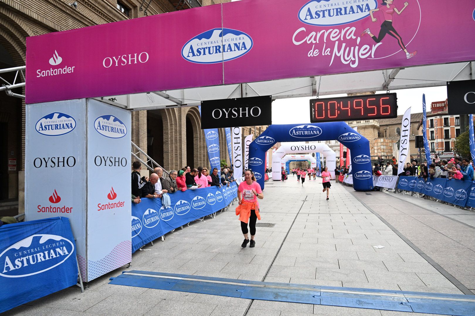 Todas las fotos de la Carrera de la Mujer de Zaragoza 2023. 5712
