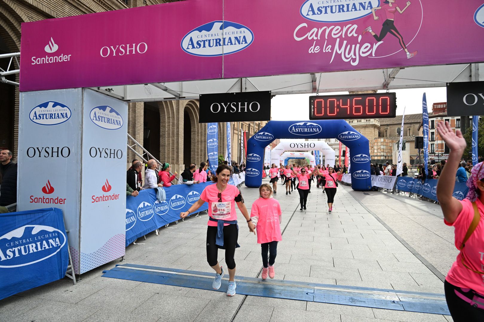 Todas las fotos de la Carrera de la Mujer de Zaragoza 2023. 5472
