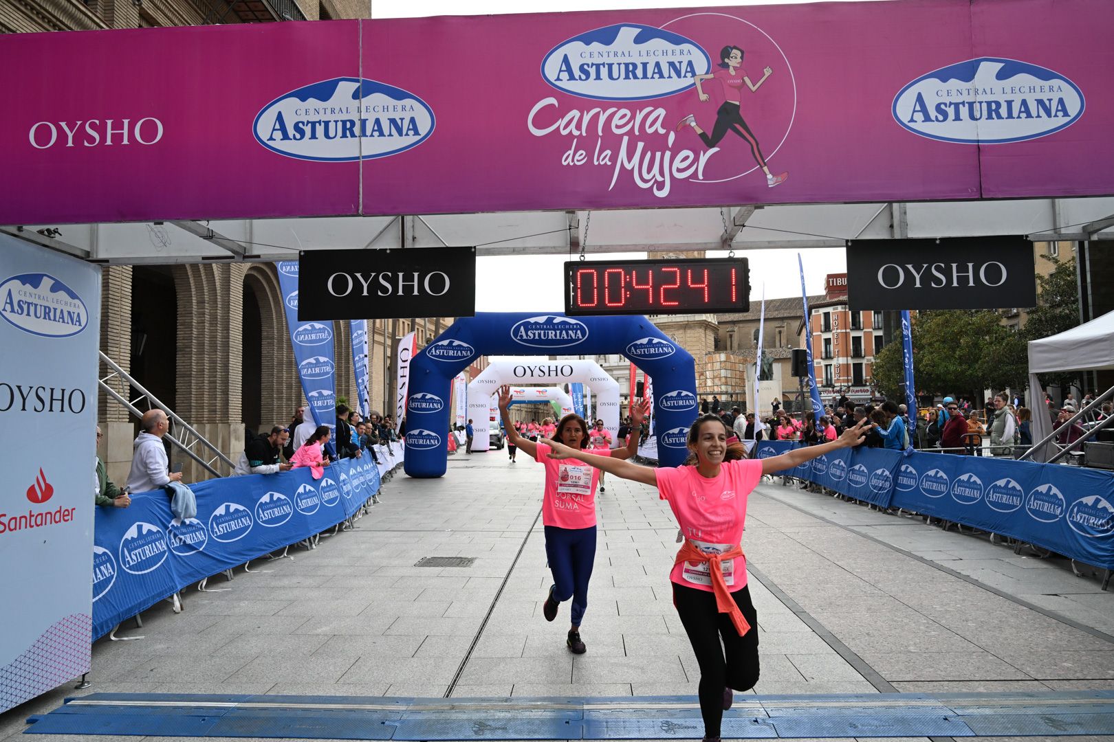 Todas las fotos de la Carrera de la Mujer de Zaragoza 2023. 5237