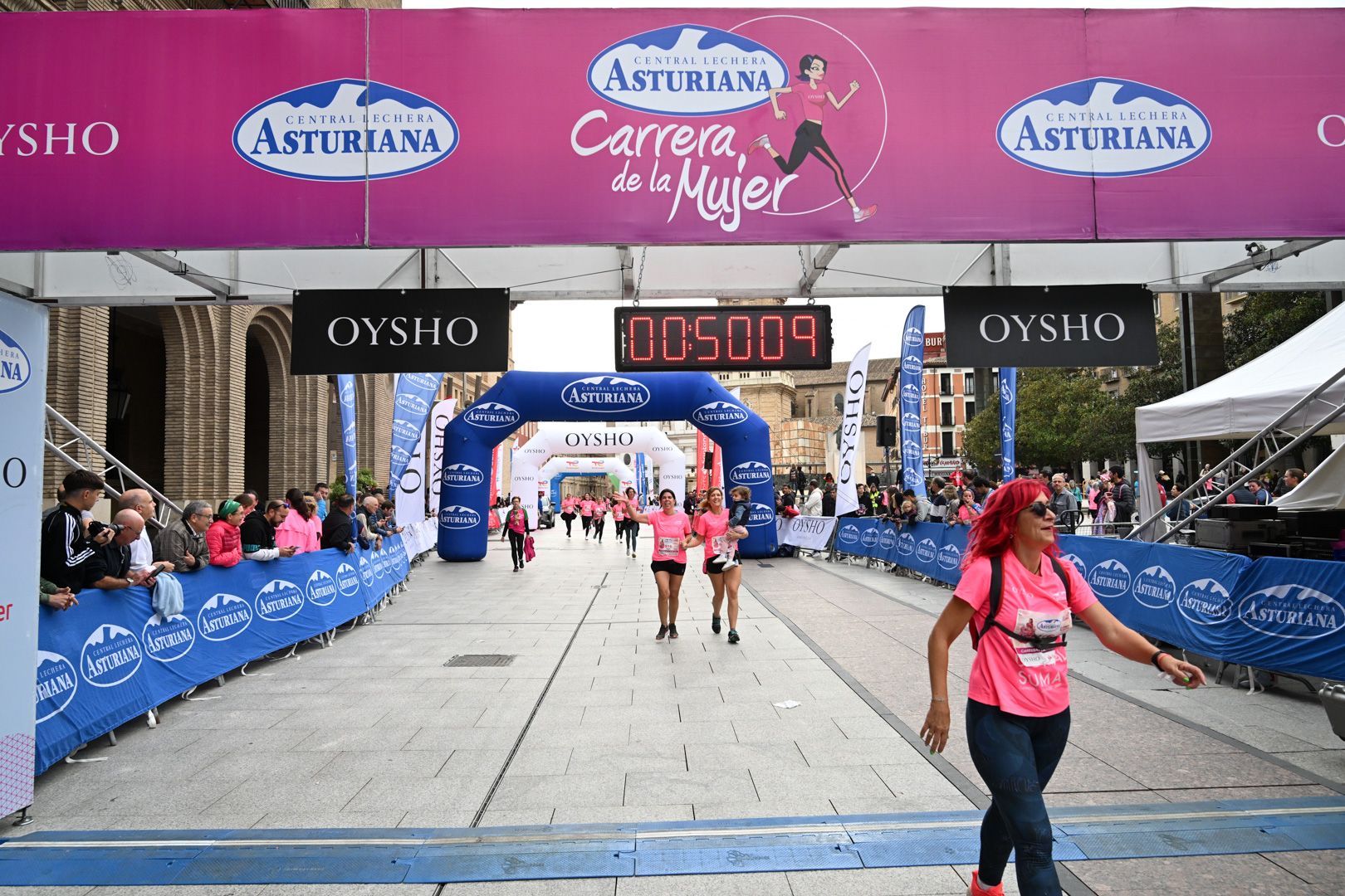 Todas las fotos de la Carrera de la Mujer de Zaragoza 2023. 5717