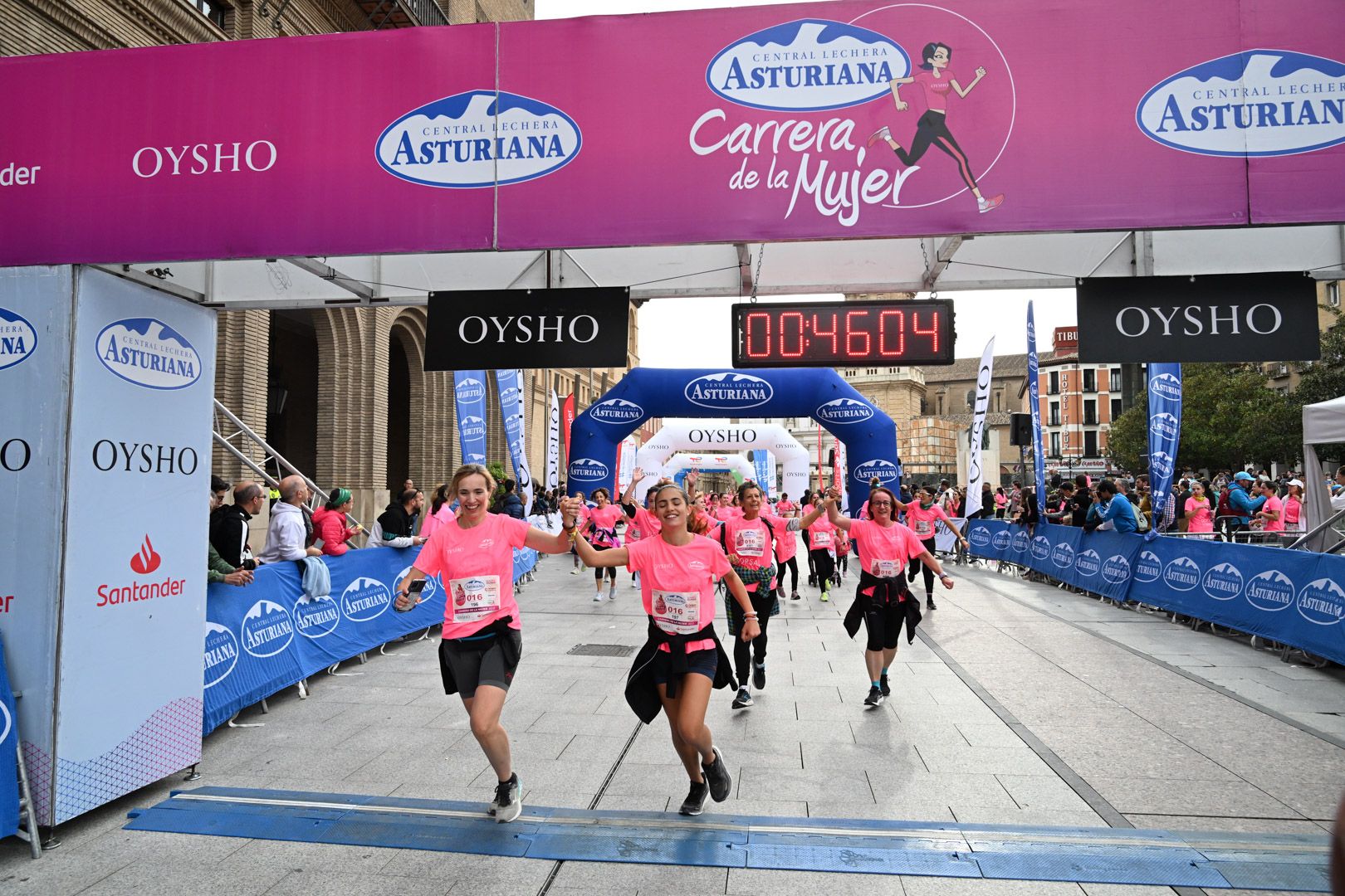 Todas las fotos de la Carrera de la Mujer de Zaragoza 2023. 5476