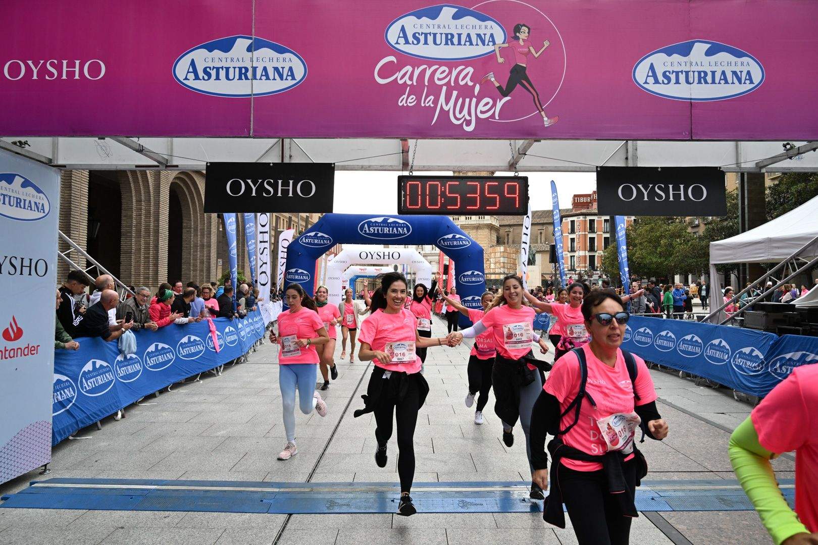 Todas las fotos de la Carrera de la Mujer de Zaragoza 2023. 5962