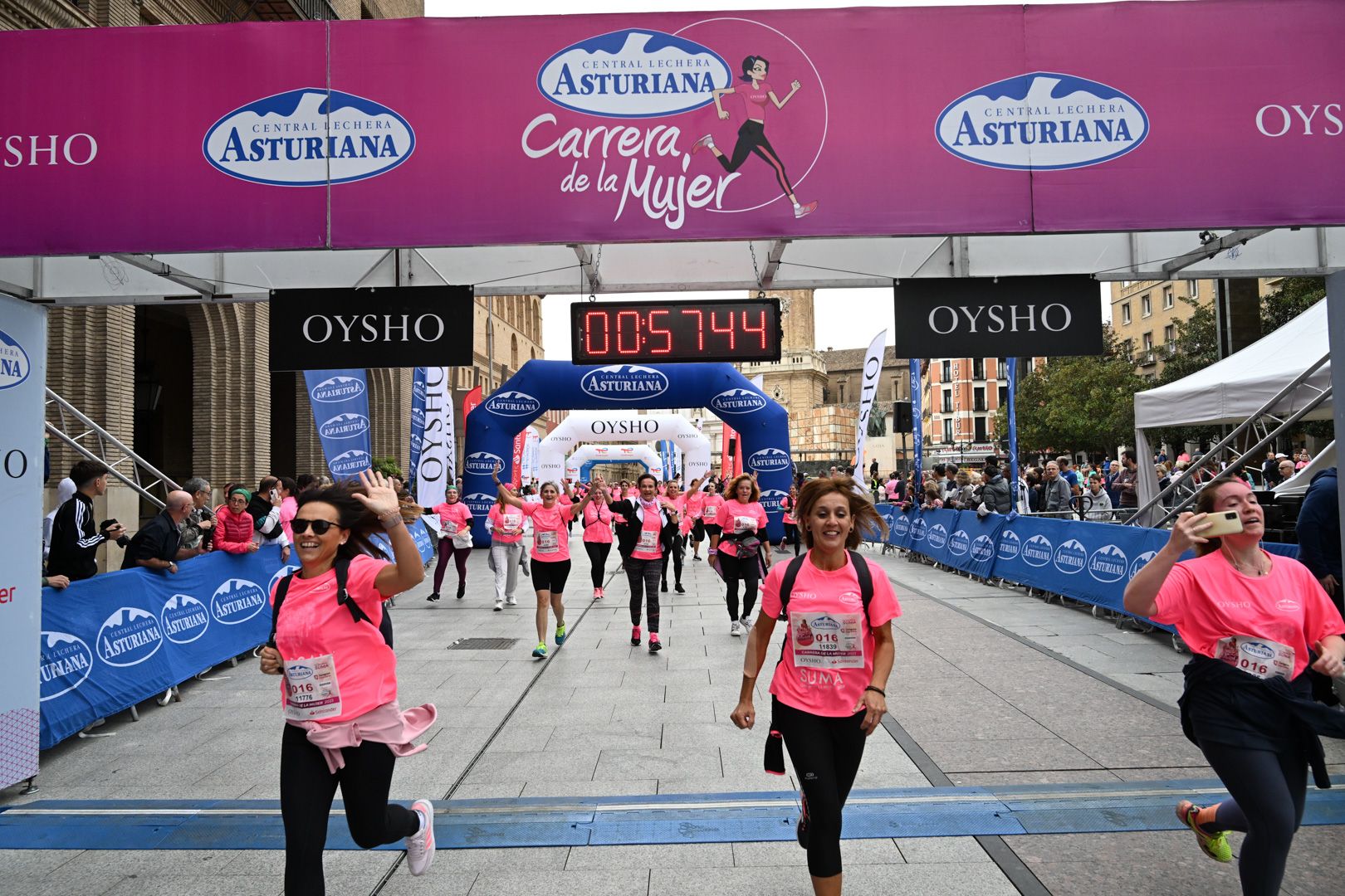 Todas las fotos de la Carrera de la Mujer de Zaragoza 2023. 6164