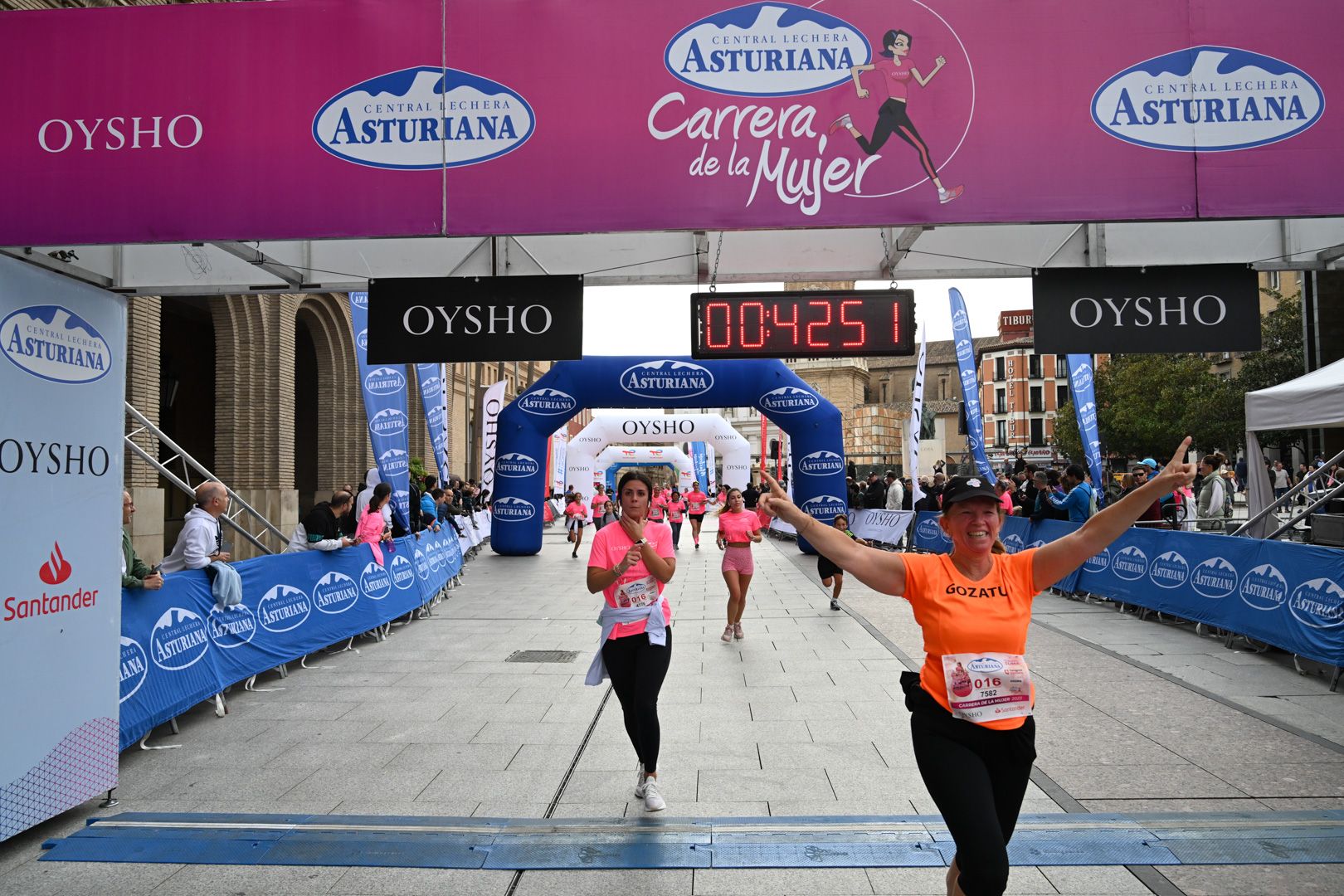 Todas las fotos de la Carrera de la Mujer de Zaragoza 2023. 5248