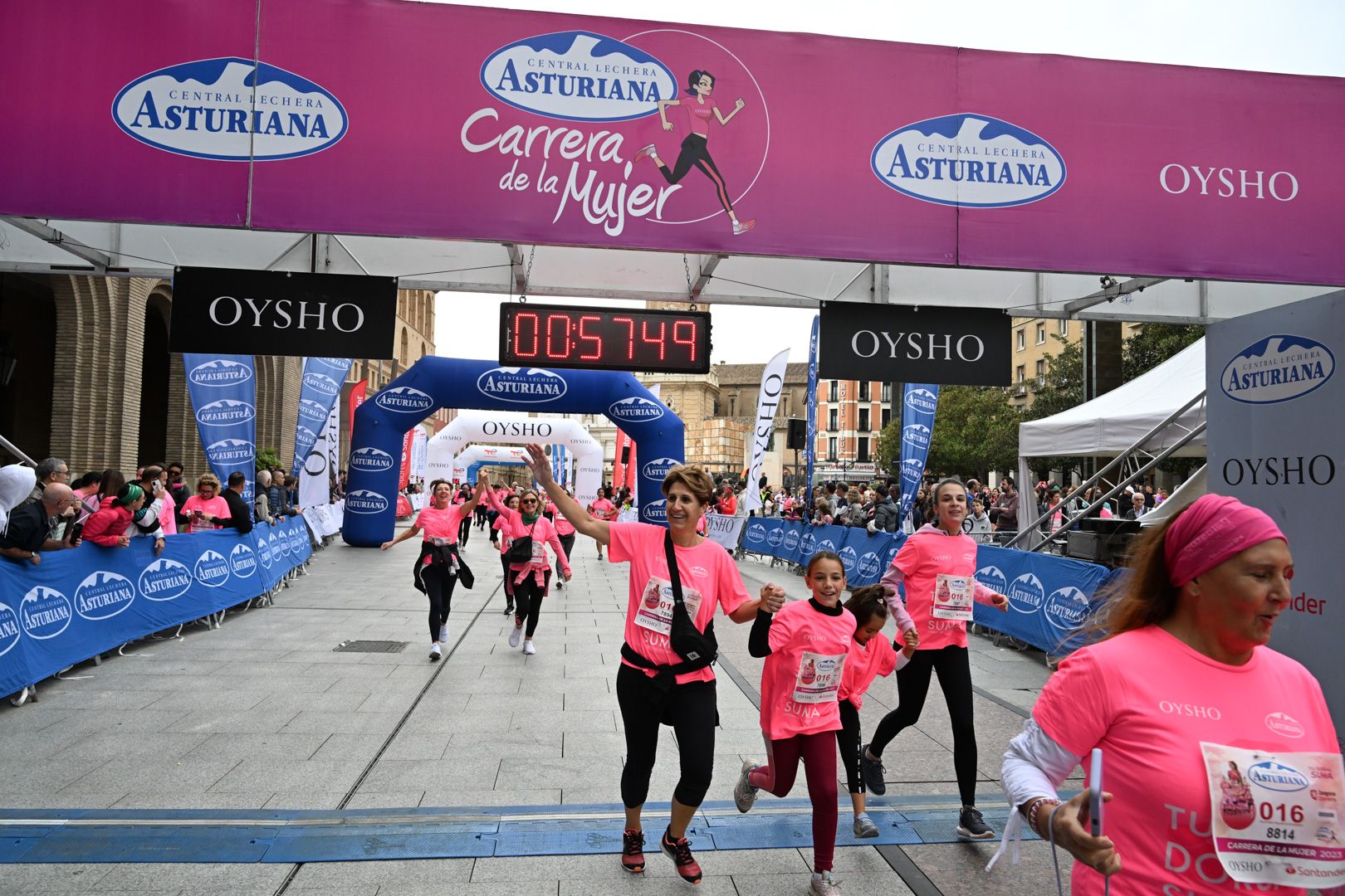 Todas las fotos de la Carrera de la Mujer de Zaragoza 2023. 6175