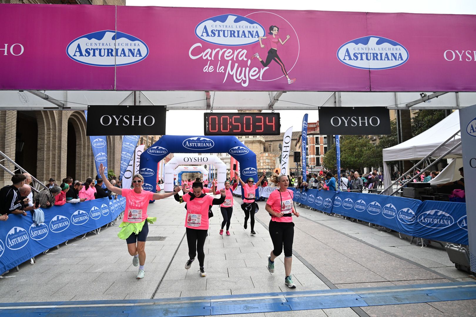 Todas las fotos de la Carrera de la Mujer de Zaragoza 2023. 5736