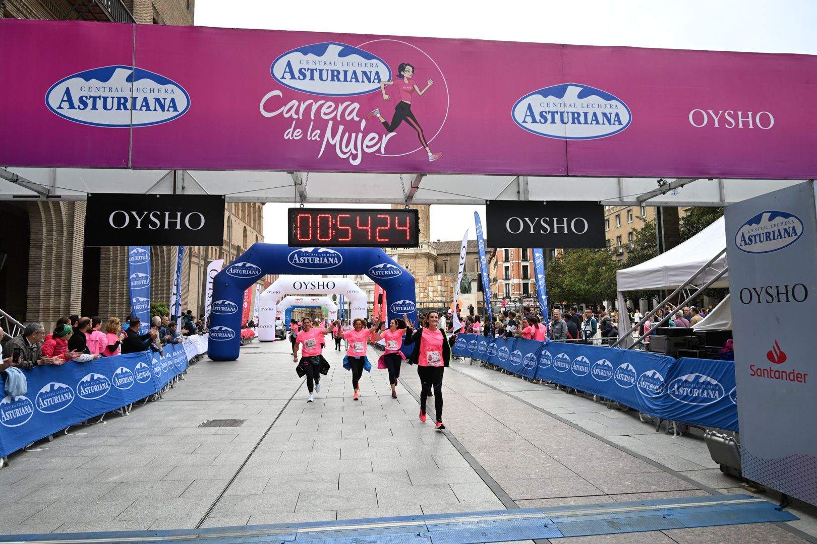 Todas las fotos de la Carrera de la Mujer de Zaragoza 2023. 5980