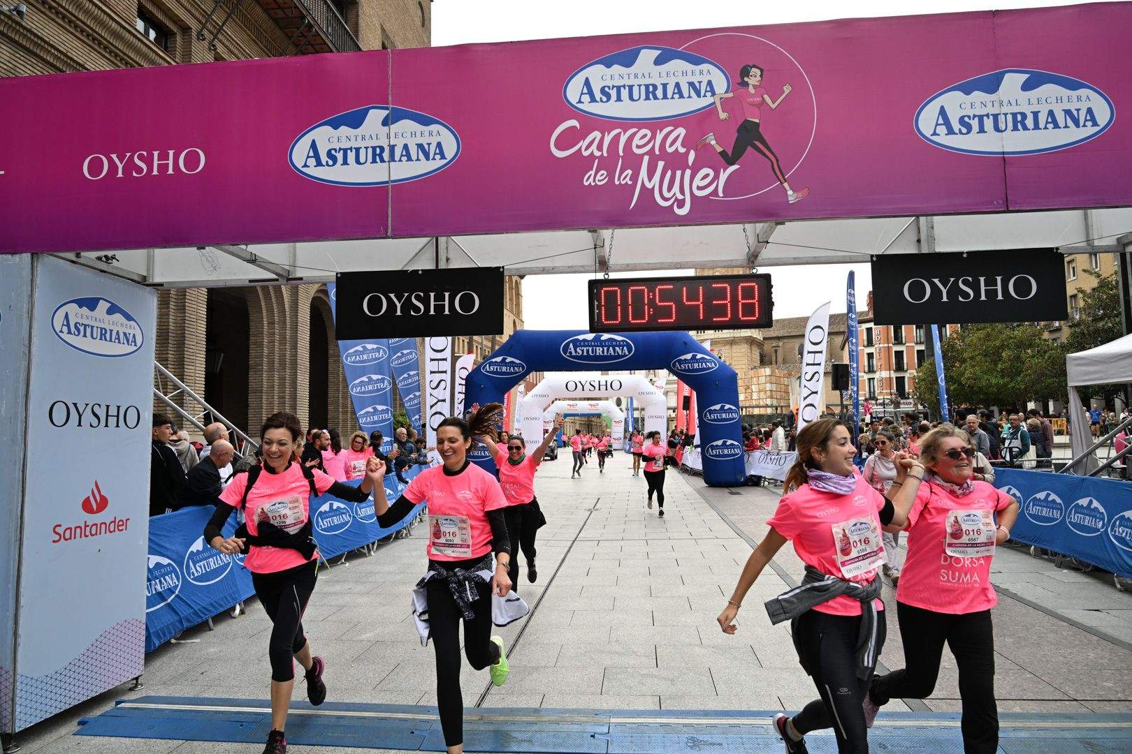 Todas las fotos de la Carrera de la Mujer de Zaragoza 2023. 5991