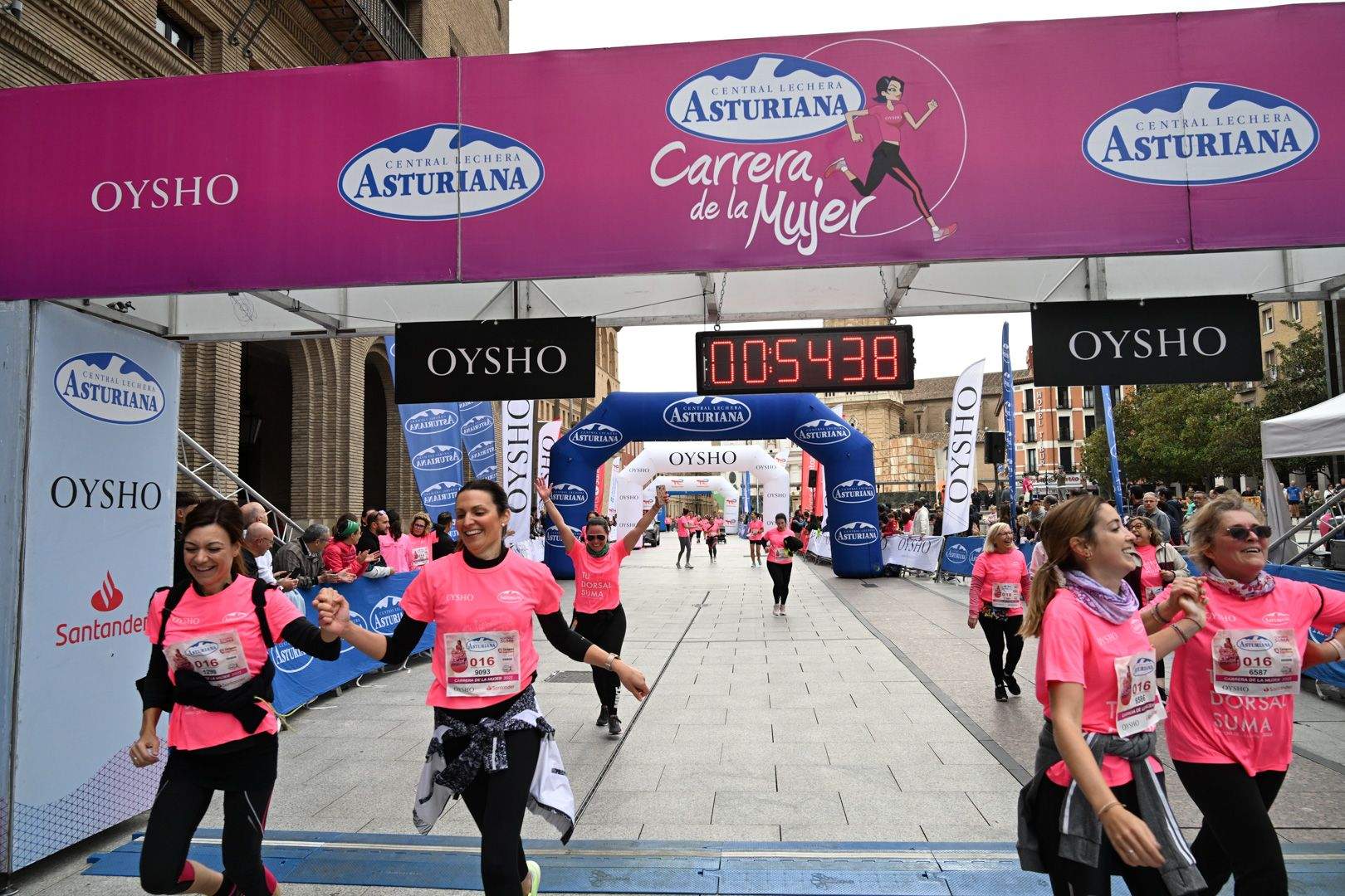 Todas las fotos de la Carrera de la Mujer de Zaragoza 2023. 5992