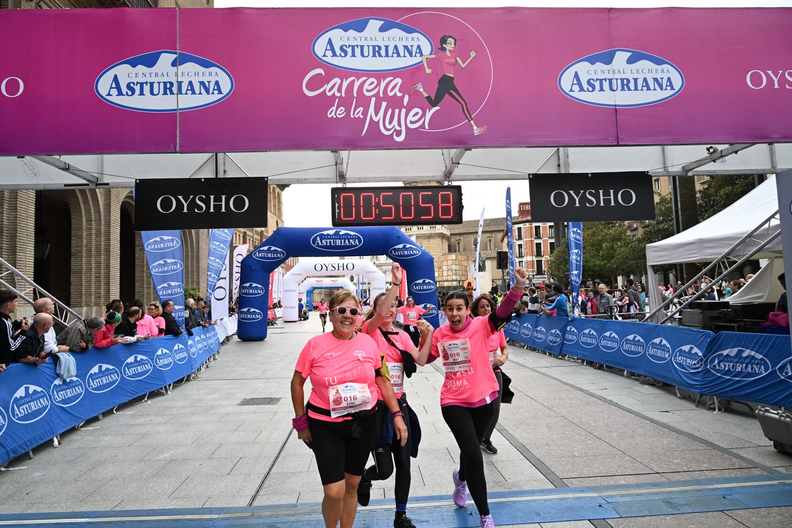 Todas las fotos de la Carrera de la Mujer de Zaragoza 2023. 5756