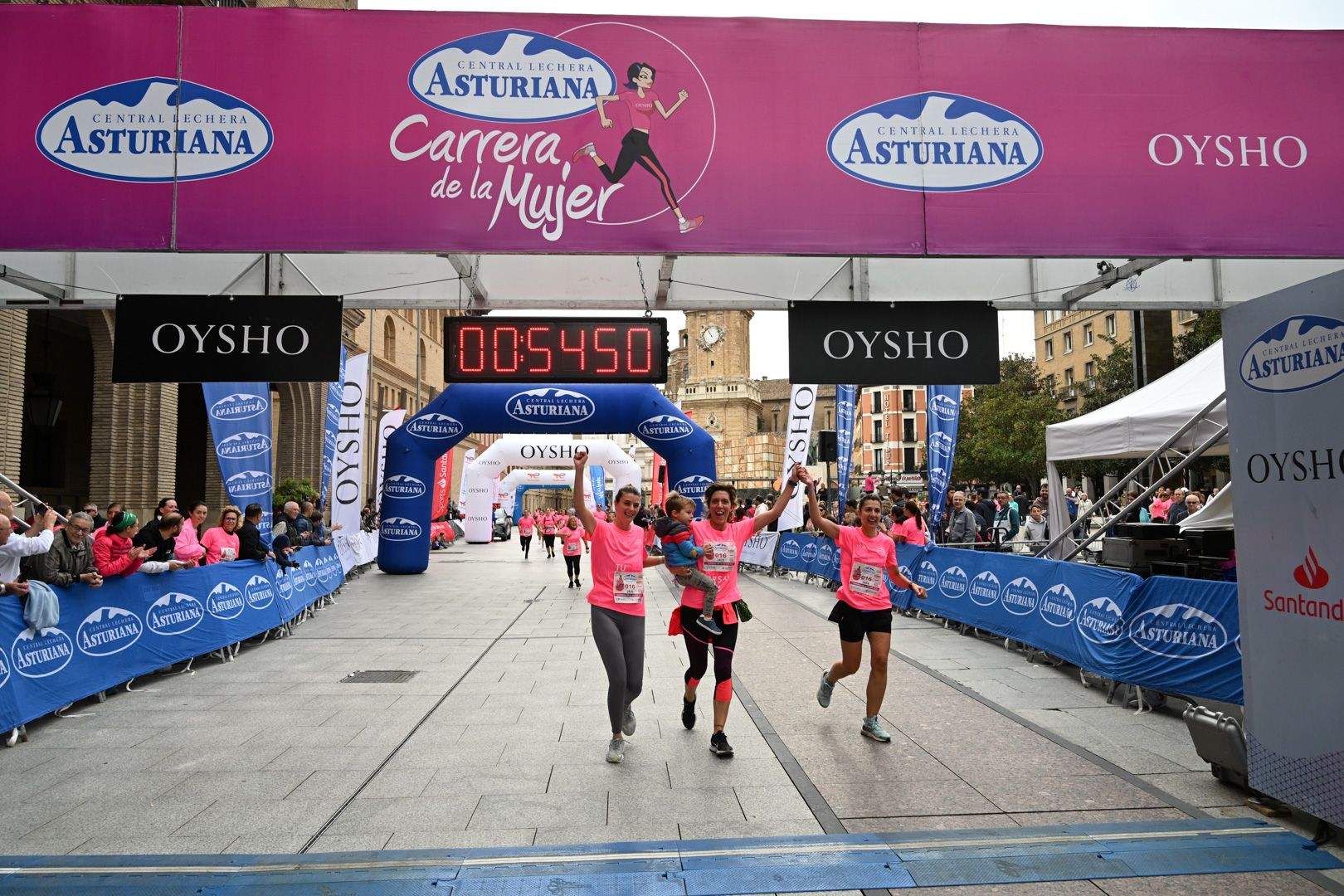 Todas las fotos de la Carrera de la Mujer de Zaragoza 2023. 6000